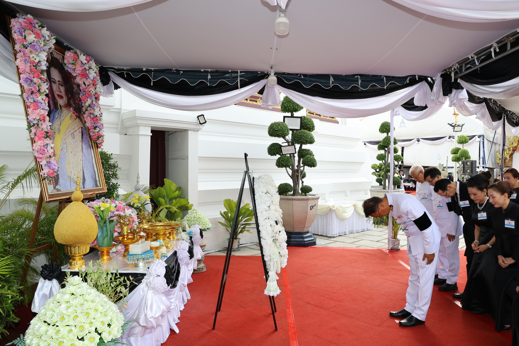 ภาพบรรยากาศพิธีสวดพระอภิธรรม