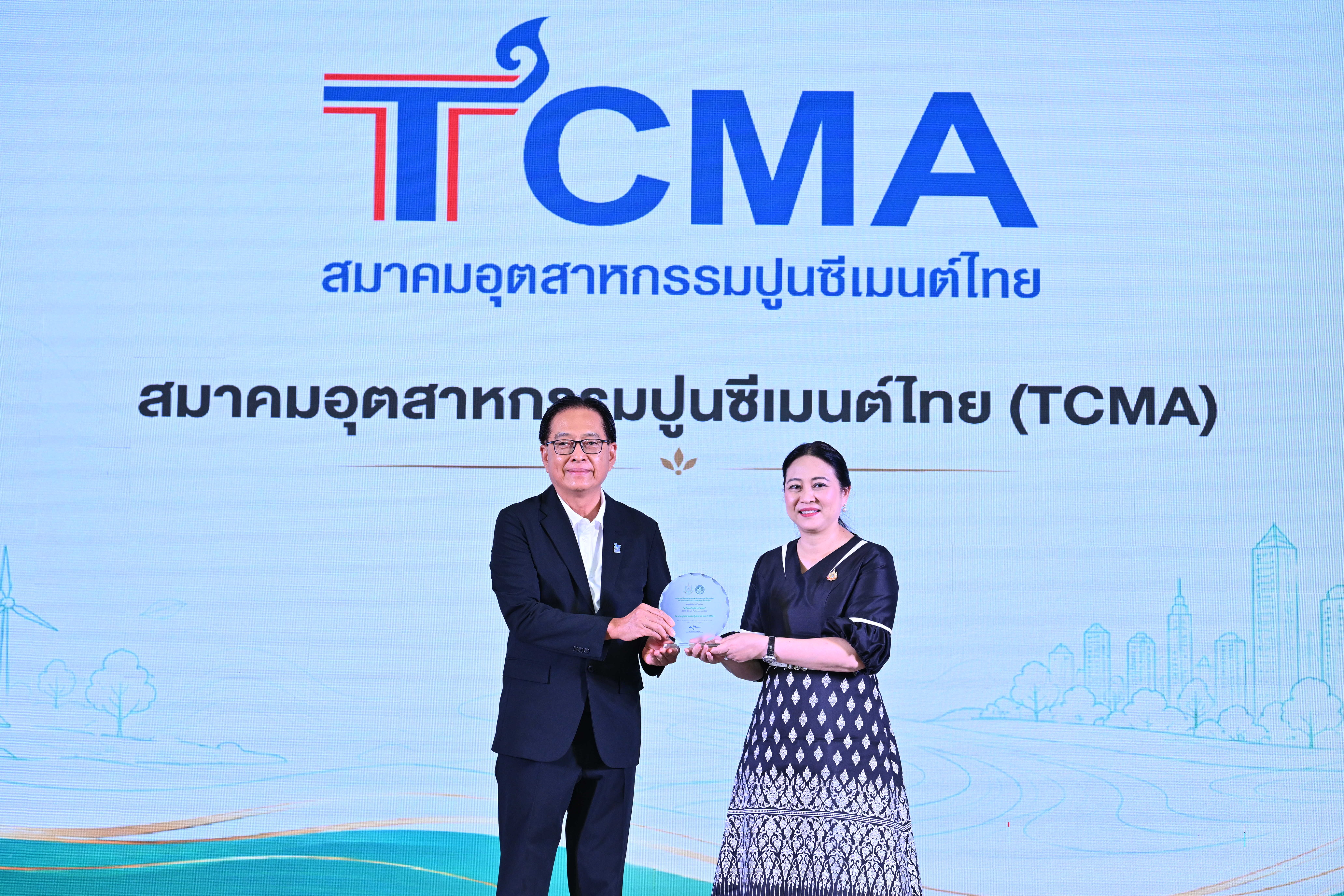 ภาพบรรยากาศพิธีมอบรางวัล DCCE Climate Partner Award 5