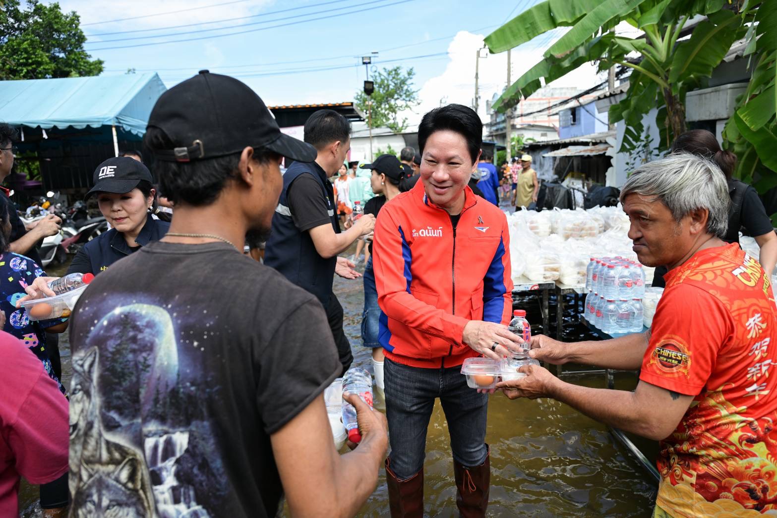 ไปรษณีย์ไทยเดินมาตรการประคอง SME ฝ่าวิกฤตภัยน้ำท่วม