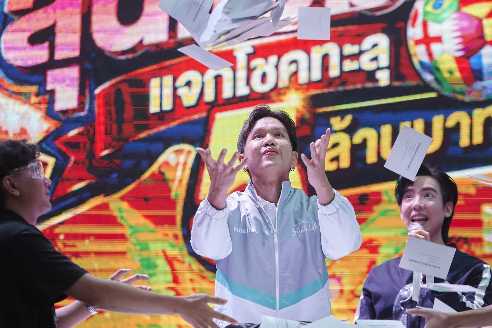 ภาพข่าวไปรษณีย์ไทย-JAS-MONOMAX ประกาศผลจับรางวัลแสตมป์ลุ้นแชมป์