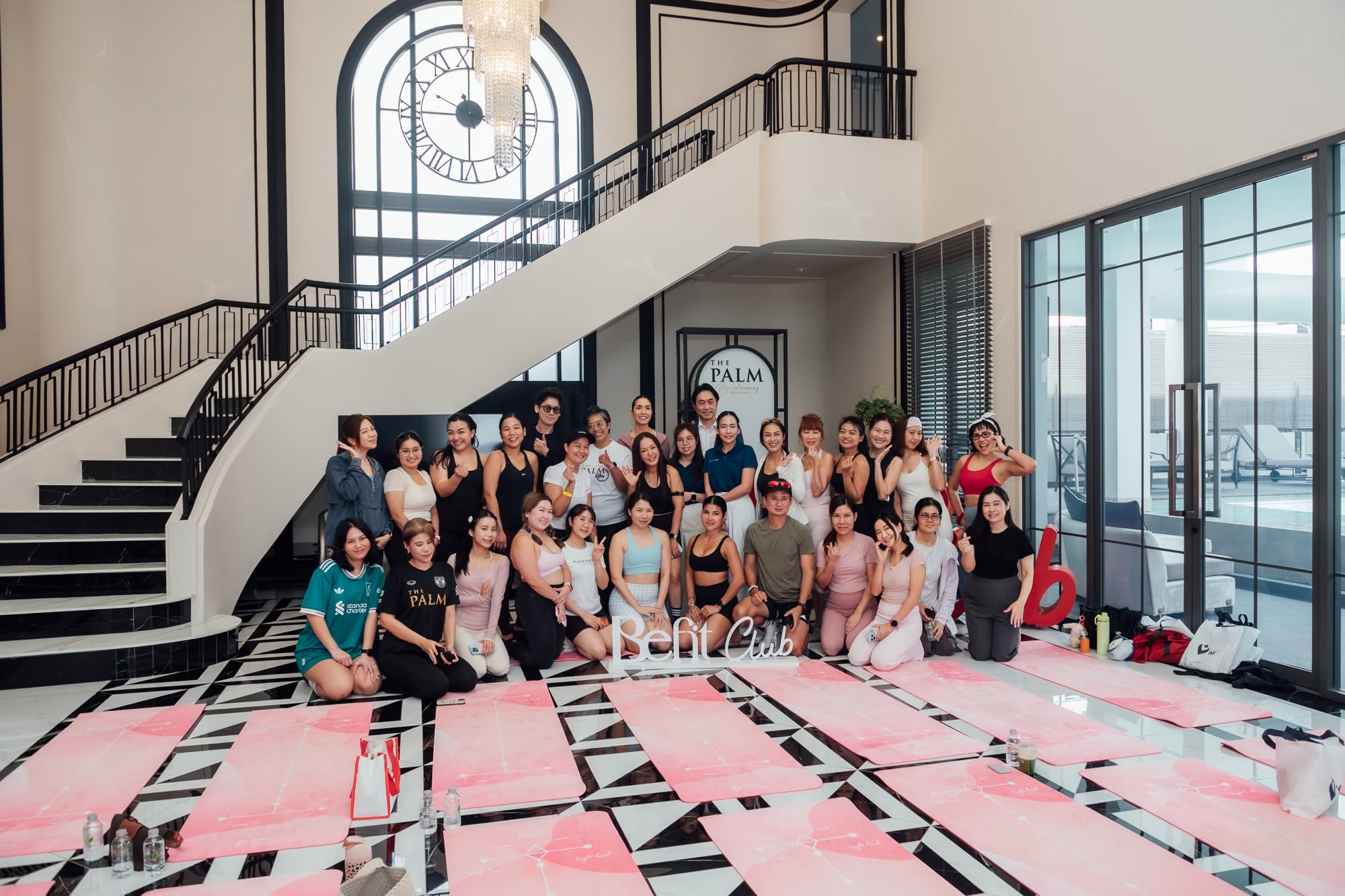 ลูกบ้านและแขกคนสำคัญร่วมกิจกรรม THE PALM x Be Fit Club x ViMUT