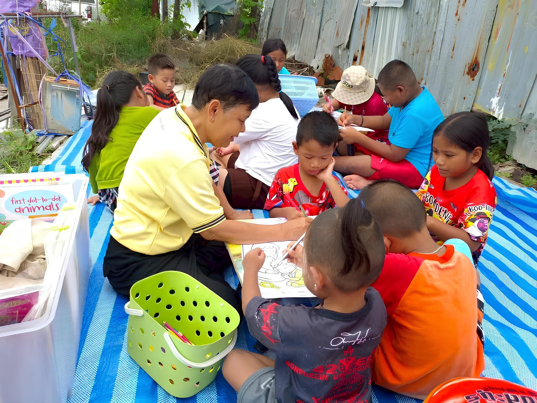 มูลนิธิสร้างสรรค์เด็ก โรงเรียนเด็กก่อสร้างเคลื่อนที่