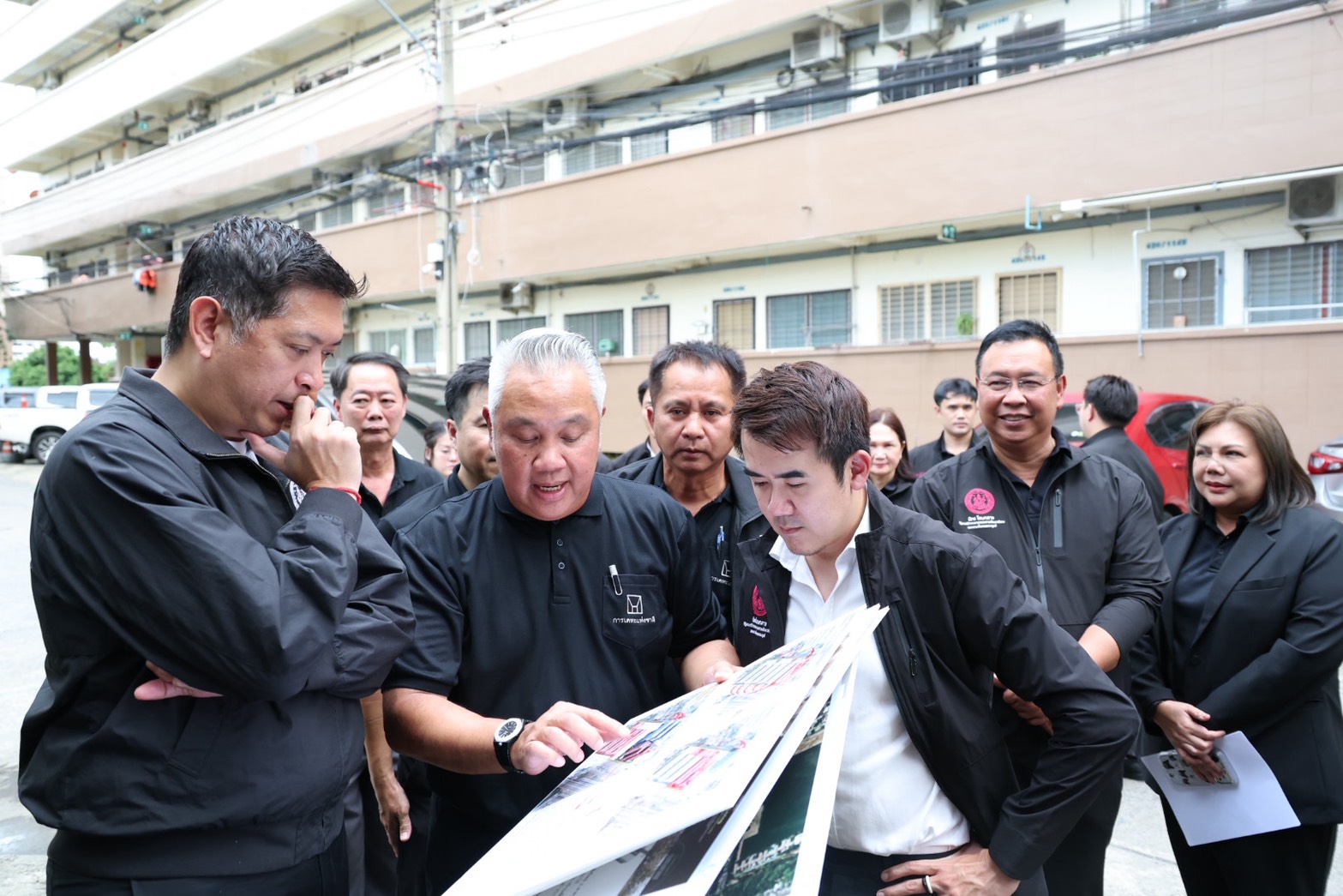 บรรยากาศการลงพื้นที่โครงการเคหะชุมชนทุ่งสองห้อง