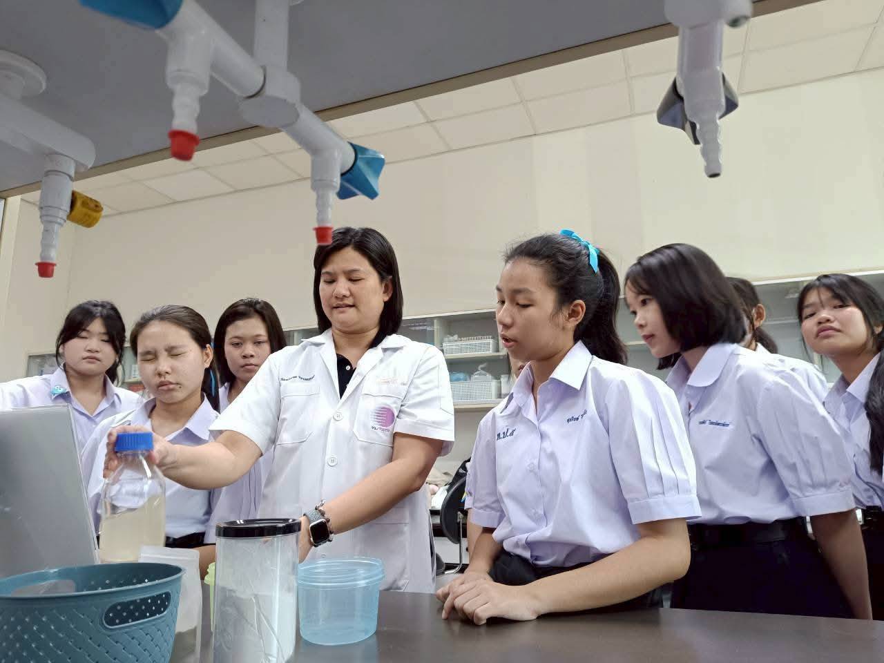 ภาพกิจกรรมฐานการเรียนรู้