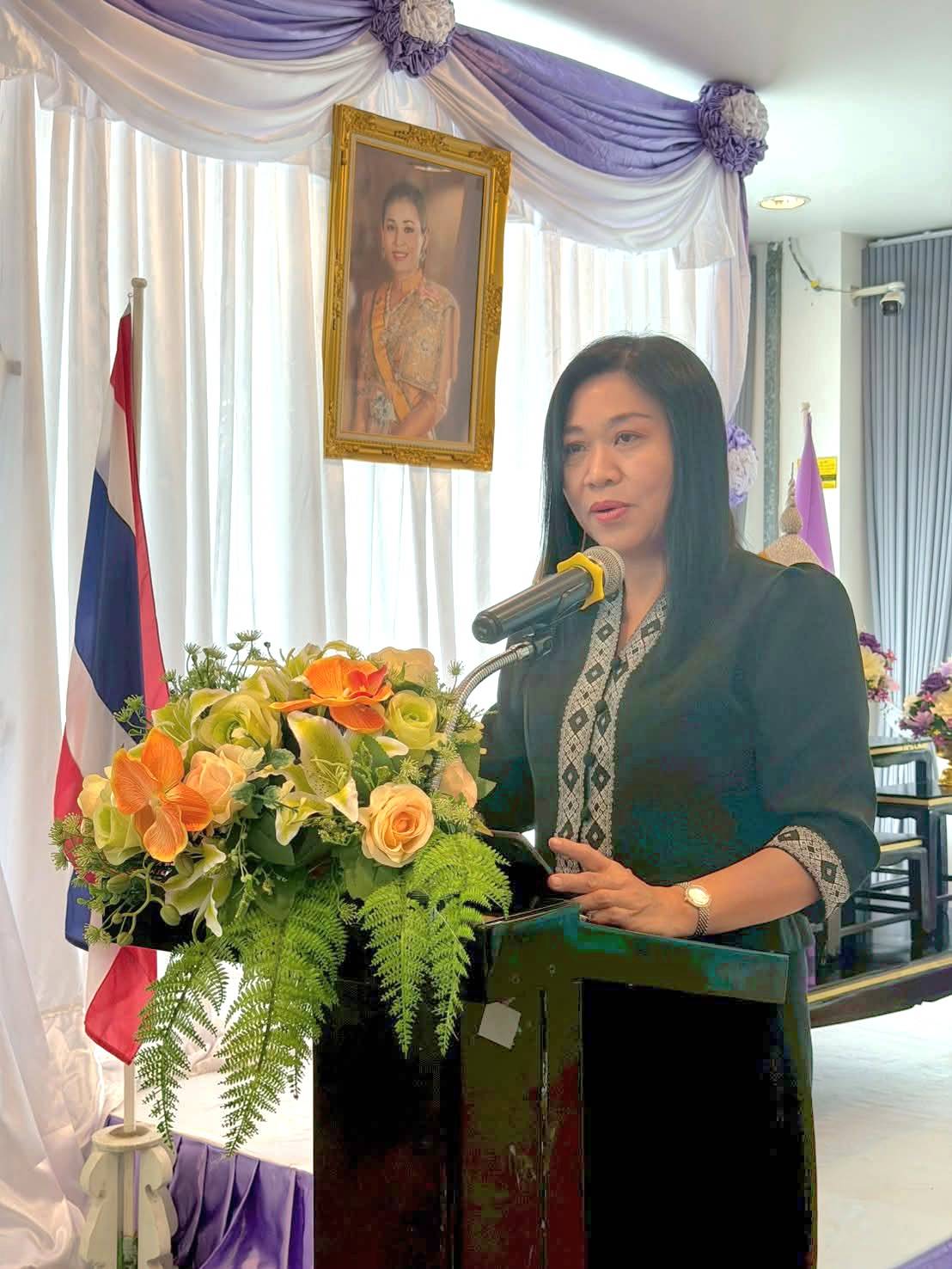 ภาพ ดร.ปริยะดา วิสุทธิแพทย์ เป็นประธานเปิดงาน