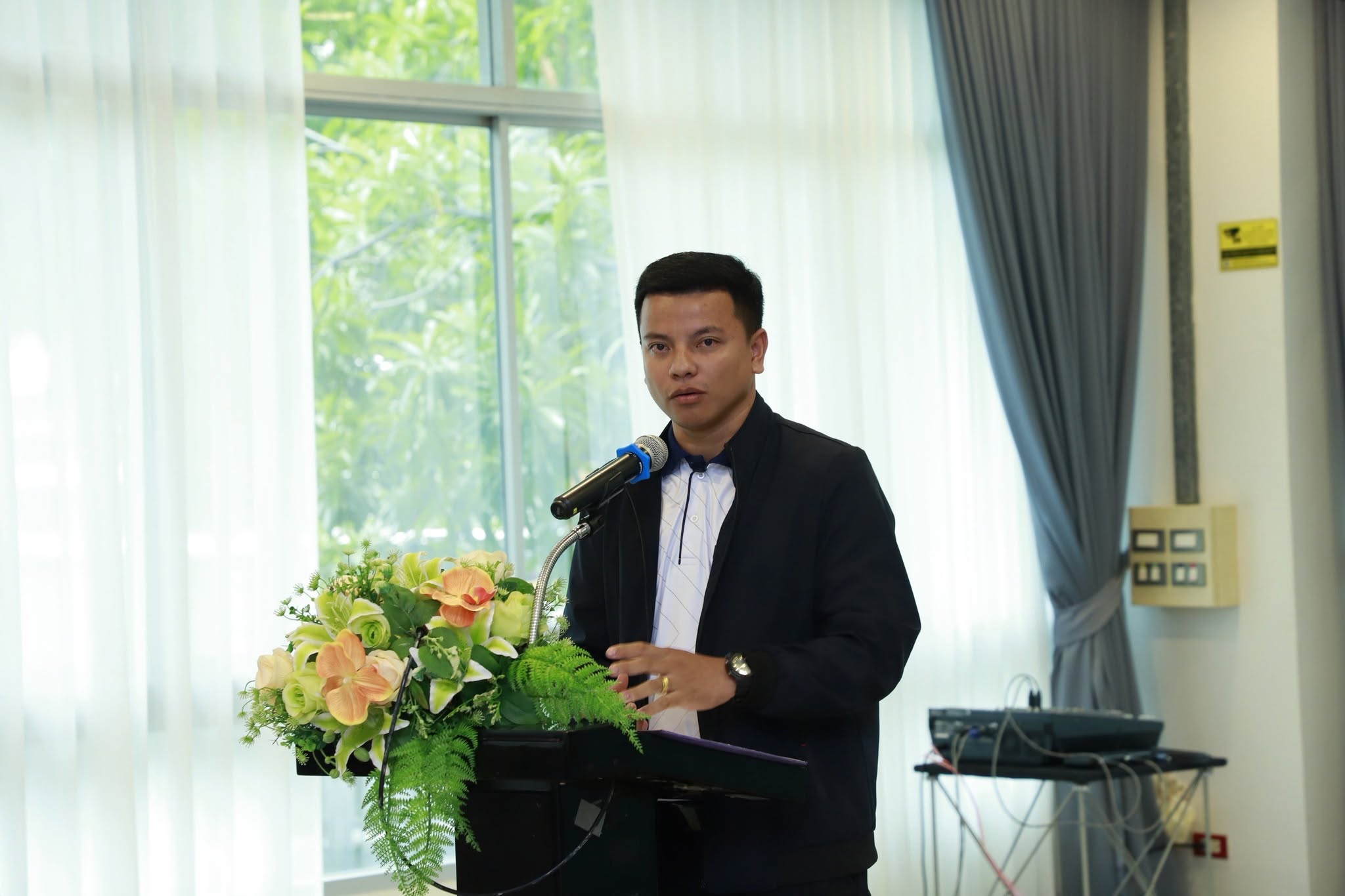 นายกิตติศักดิ์ ธระปราบ รองผู้อำนวยการโรงเรียนบางชวดอนุสรณ์