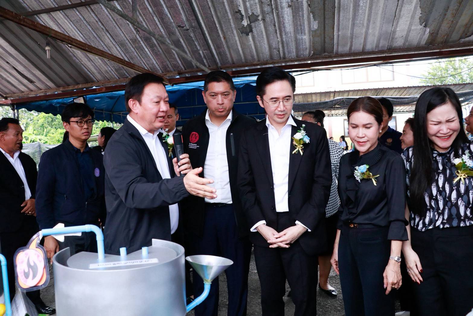 ภาพกิจกรรม KICK OFF มอบเครื่องไพโรไลซิส ณ ชุมชนคลองลัดภาชี