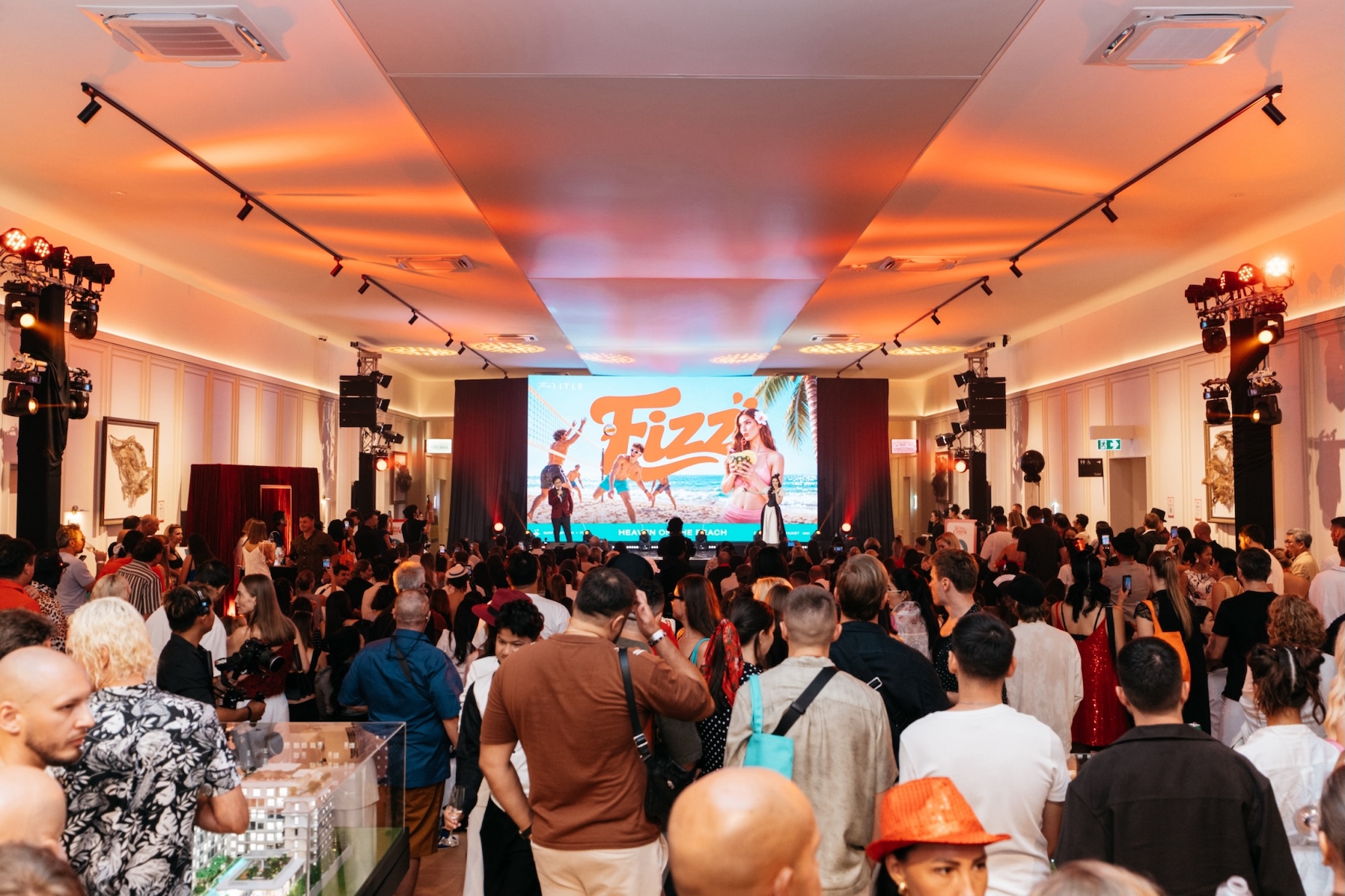 ภาพงานเปิดตัวโครงการ Fizz และ The Kuartz ของ TITLE