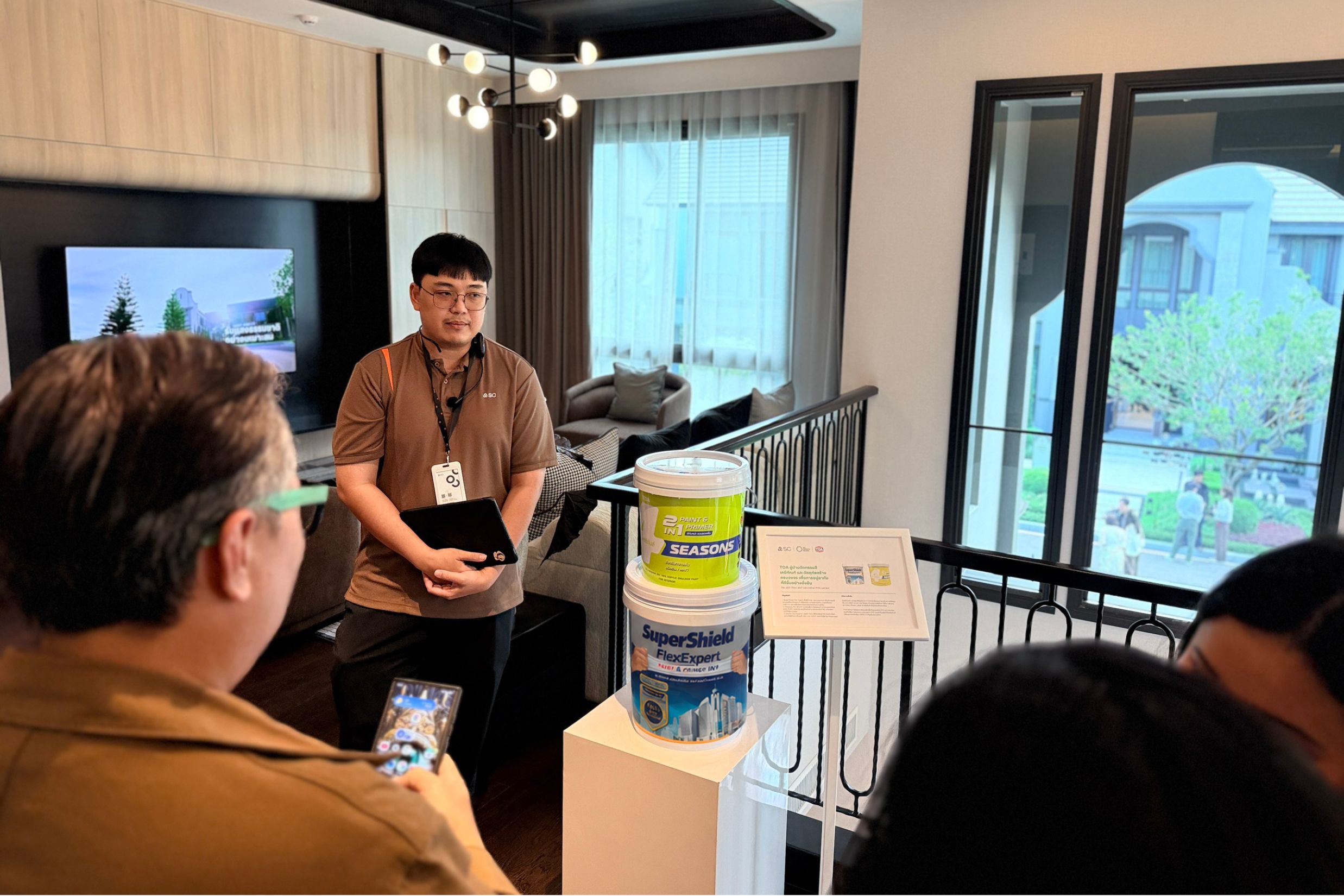 บรรยากาศการนำเสนอมาตรฐาน SC Green Mark และนวัตกรรมสีรักษ์โลกของ TOA