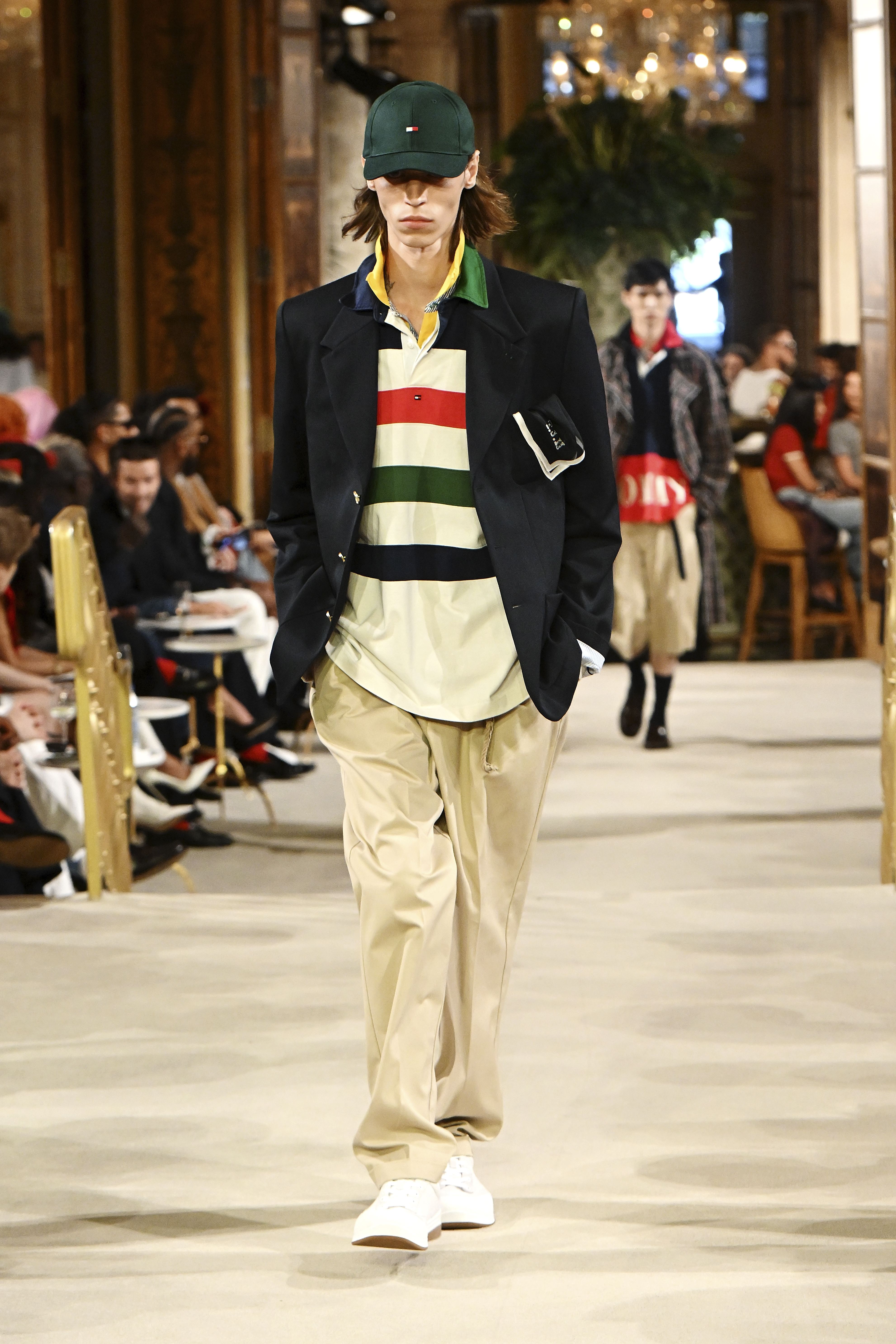 ลุคจากคอลเลกชัน Tommy Hilfiger Spring 2027