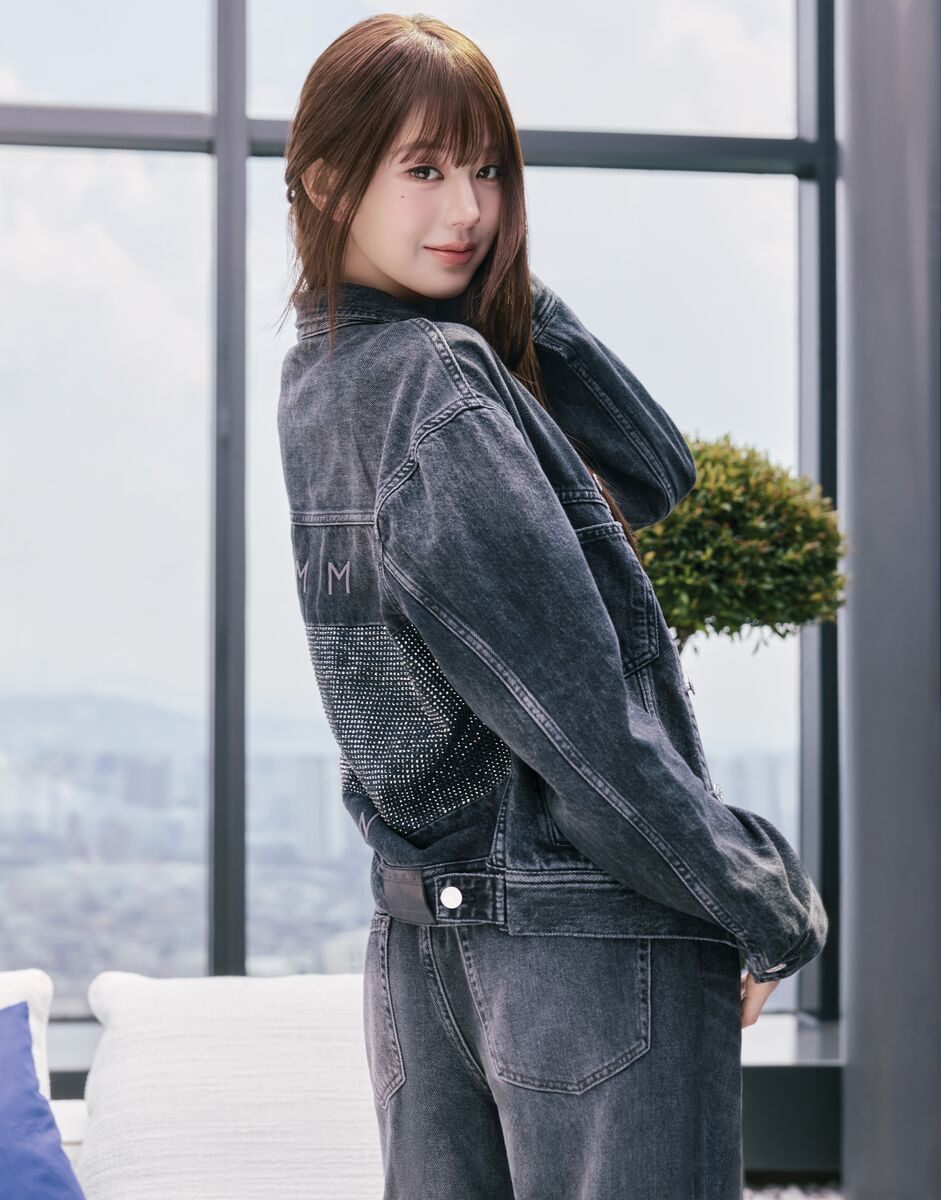 ลุคแคมเปญ Tommy Jeans Fall 2026 – Archive Trucker