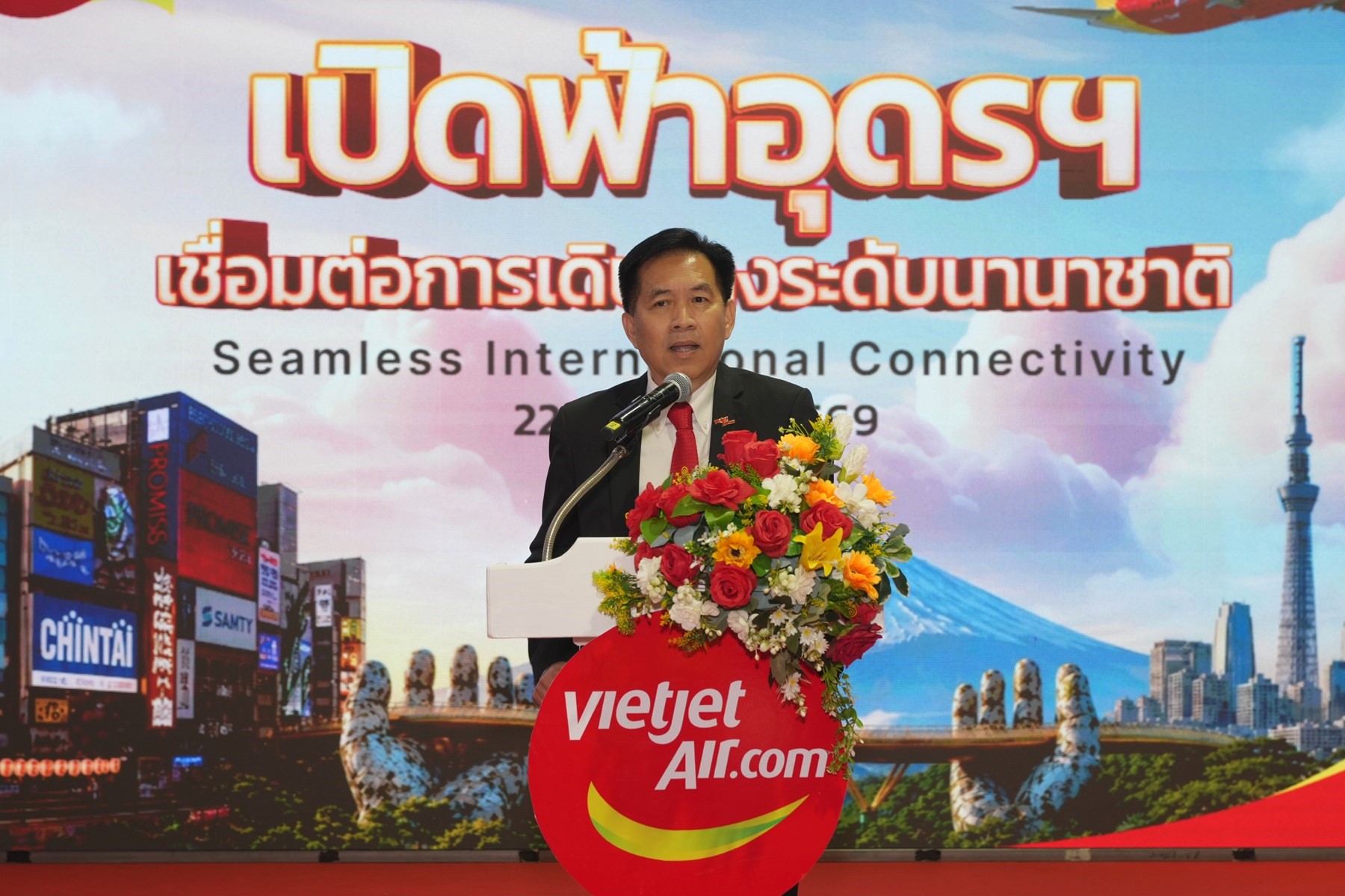 นายวรเนติ หล้าพระบาง ประธานเจ้าหน้าที่บริหาร สายการบินเวียตเจ็ทไทยแลนด์