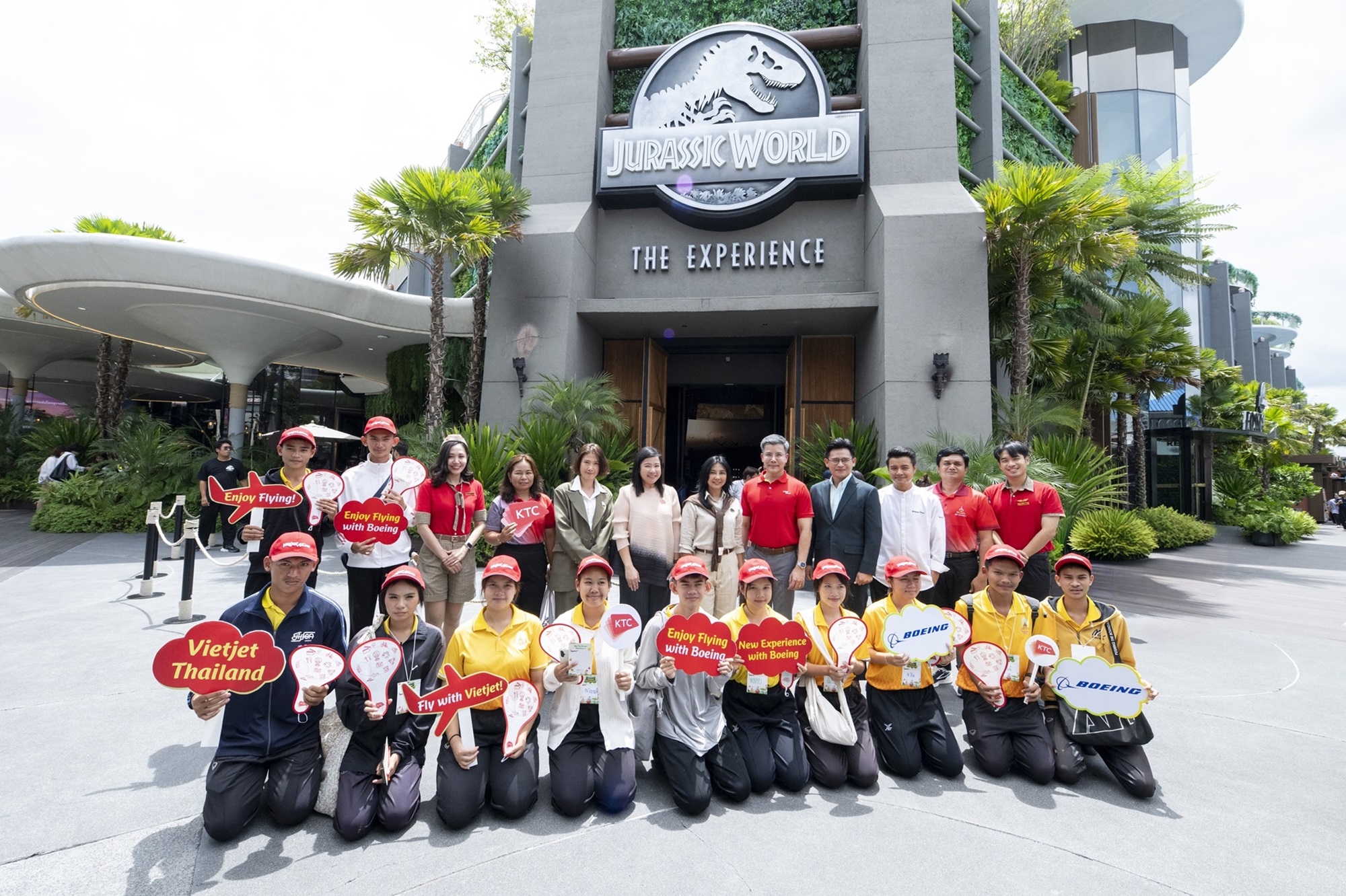 เวียตเจ็ทไทยแลนด์และ KTC พัฒนาศักยภาพเยาวชน ภายใต้โครงการ Fly Green Fund
