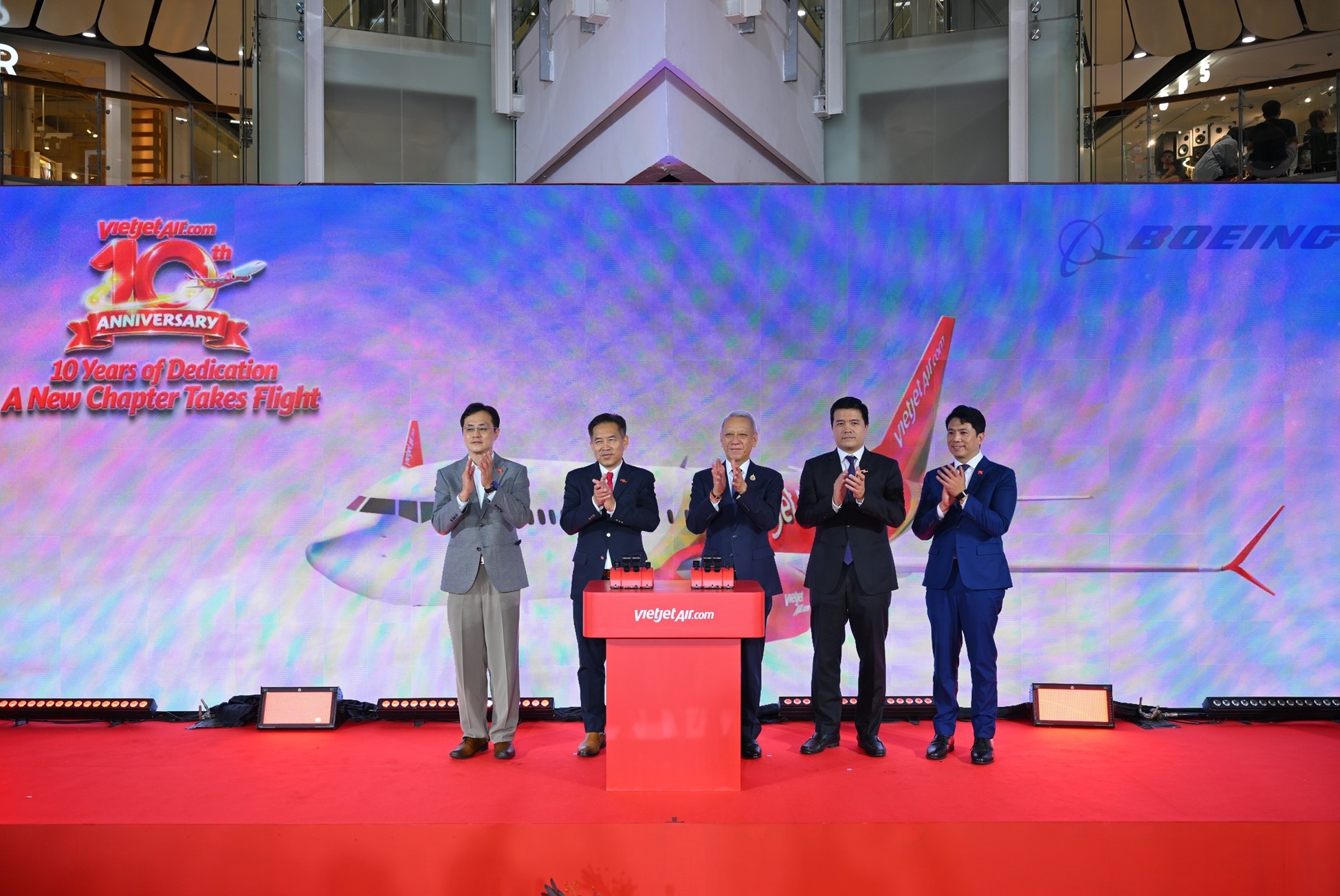 บรรยากาศภายในงานฉลองครบรอบ 10 ปี เวียตเจ็ทไทยแลนด์
