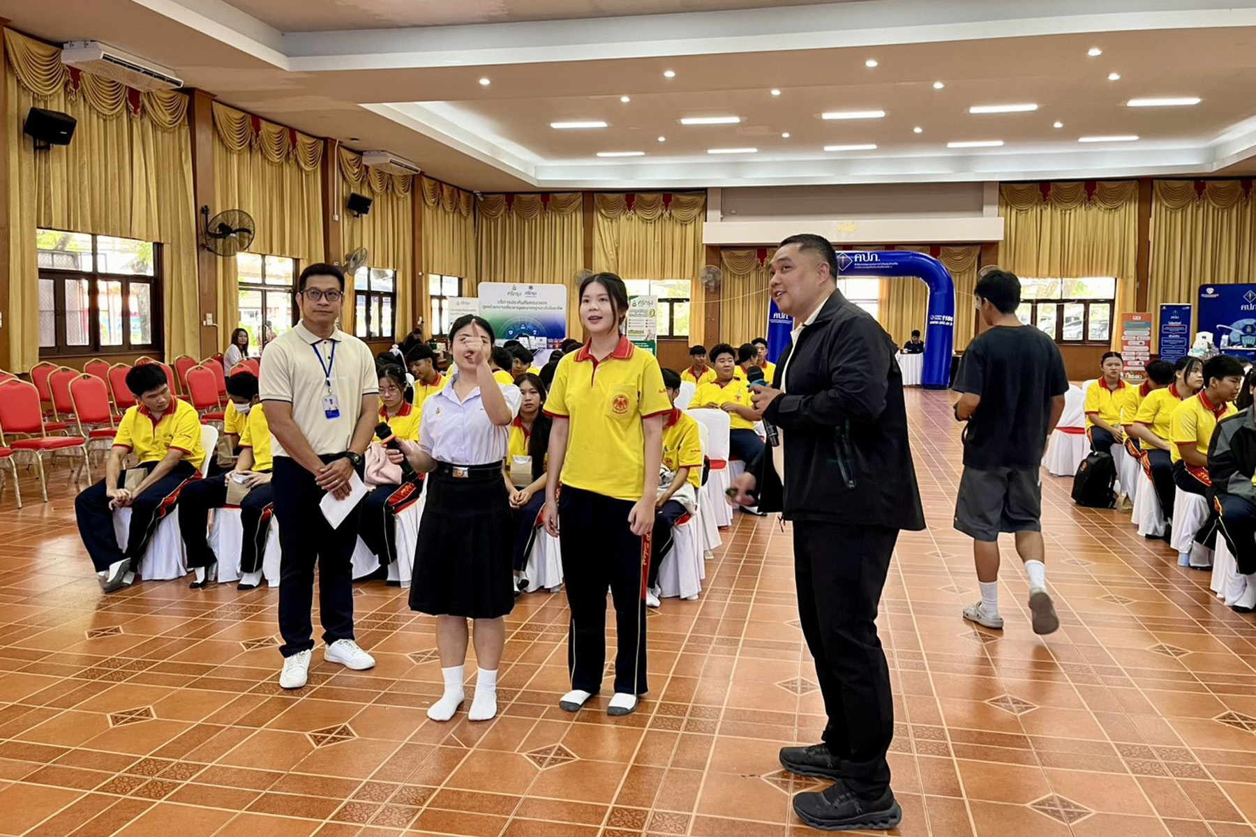 ภาพกิจกรรมยุวชนนักสื่อสารประกันภัยรุ่นใหม่ ณ โรงเรียนสันกำแพง
