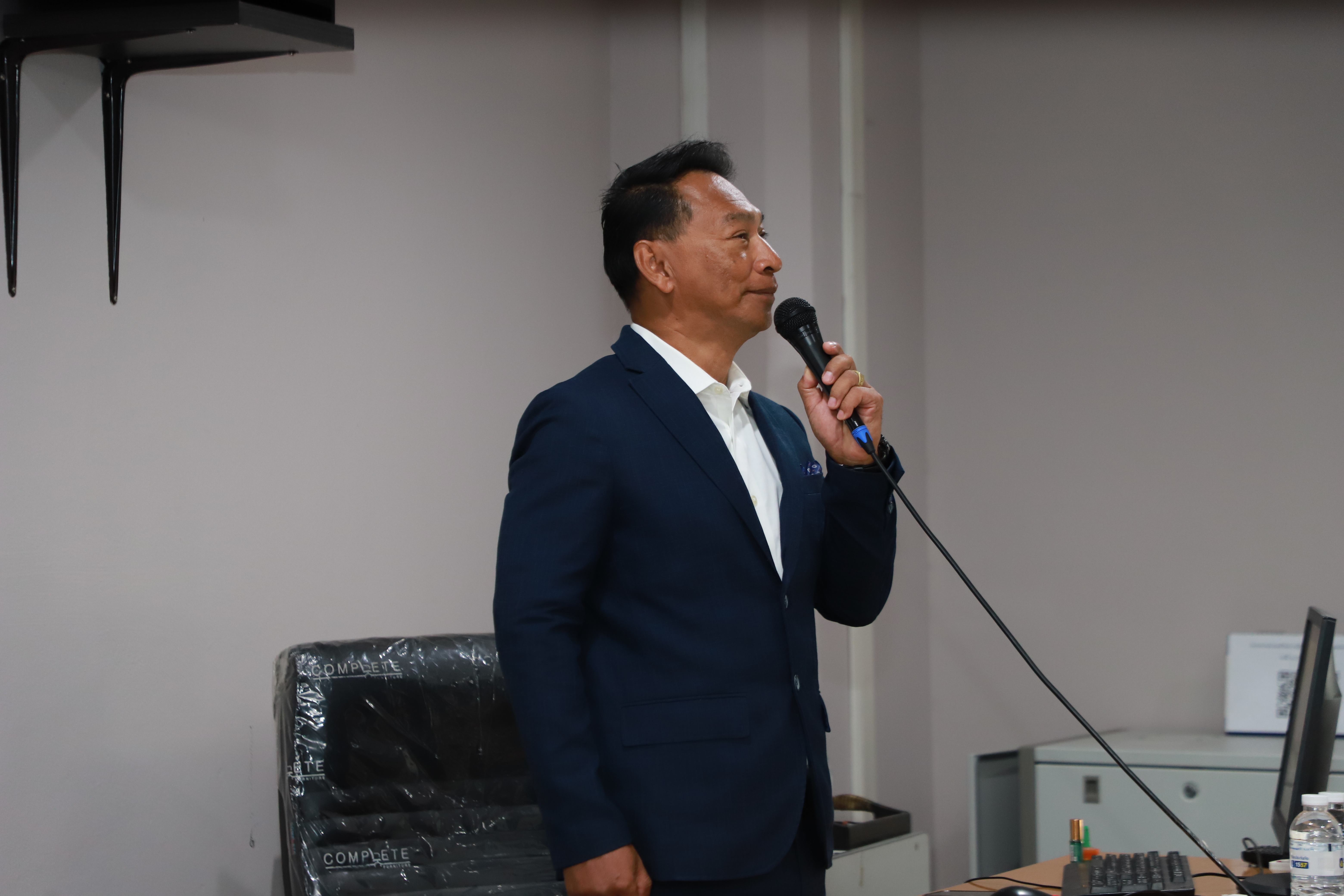 บรรยากาศการอบรมเสริมความรู้ให้แก่ผู้ขอรับใบอนุญาตขับรถยนต์ รุ่นที่ 382