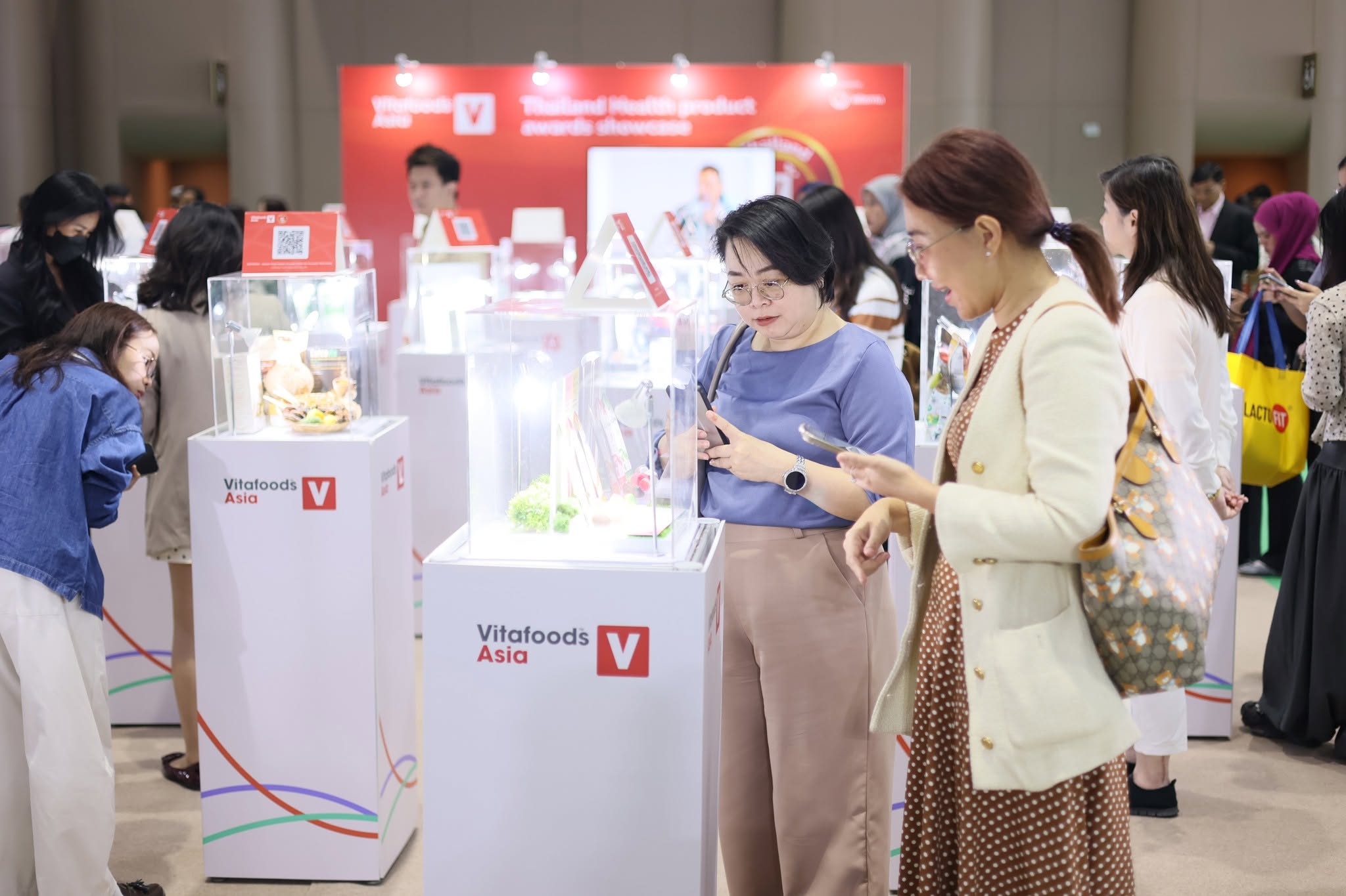 ผู้เข้าร่วมงาน Vitafoods Asia 2026