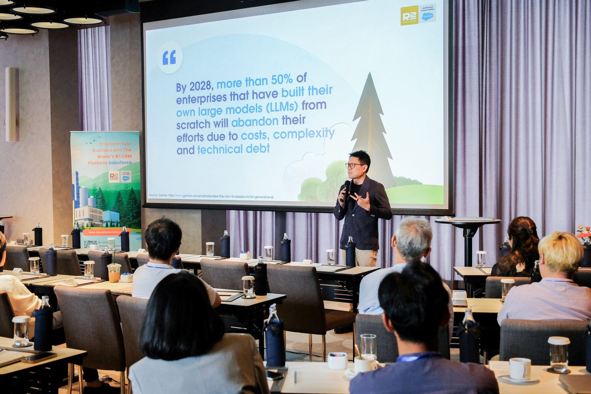 Round 2 Solutions ตอกย้ำความเป็นผู้นำด้าน CRM ด้วย AI อัจฉริยะ ในงาน Salesforce AI Evolution 2025