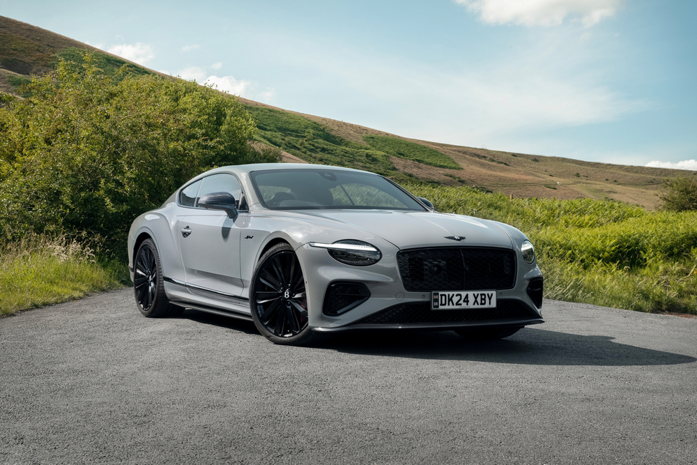 เบนท์ลีย์ มอเตอร์ส เปิดตัว Styling Specification ชุดแต่งคาร์บอนใหม่กับอีกระดับความโดดเด่นสไตล์สปอร์ตฉบับแกรนด์ทัวเรอร์นิวเจน