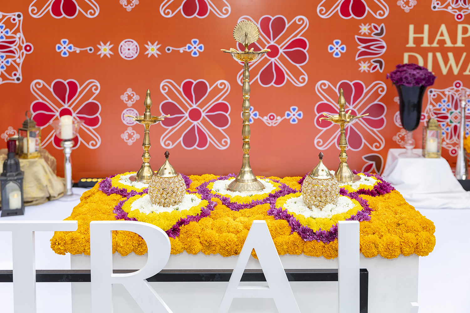 ครั้งแรก! Central & Robinson ผนึก ททท. รังสรรค์รังโกลีใหญ่ที่สุดในกรุงเทพฯ ฉลองเทศกาล Diwali เทศกาลแห่งแสงสว่างและความสุข ต้อนรับนักท่องเที่ยวอินเดียจากทั่วโลก