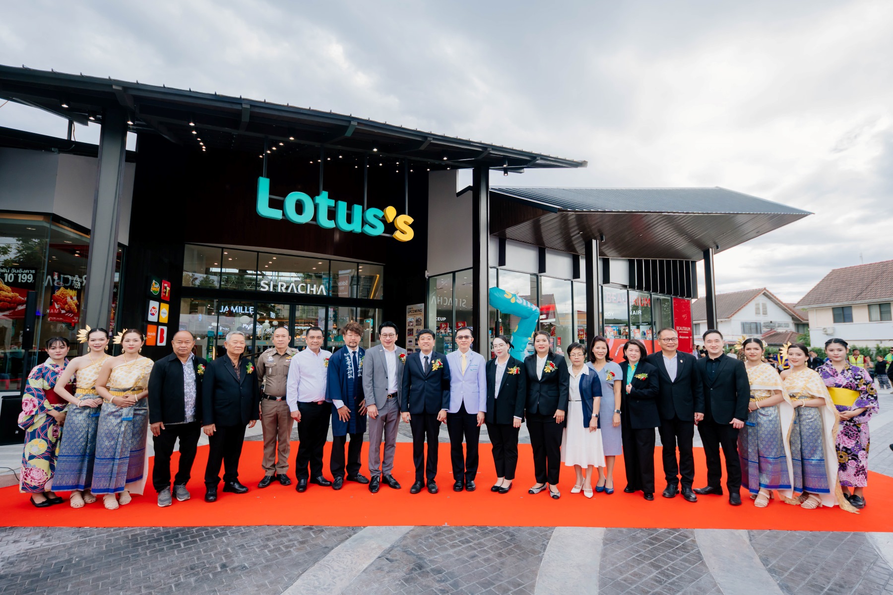 ซีพี แอ็กซ์ตร้า เร่งเครื่องส่งท้ายปี ลุยขยายสาขา “แม็คโคร–โลตัส” ต่อเนื่อง ตอกย้ำความเป็นผู้นำธุรกิจค้าส่งค้าปลีก