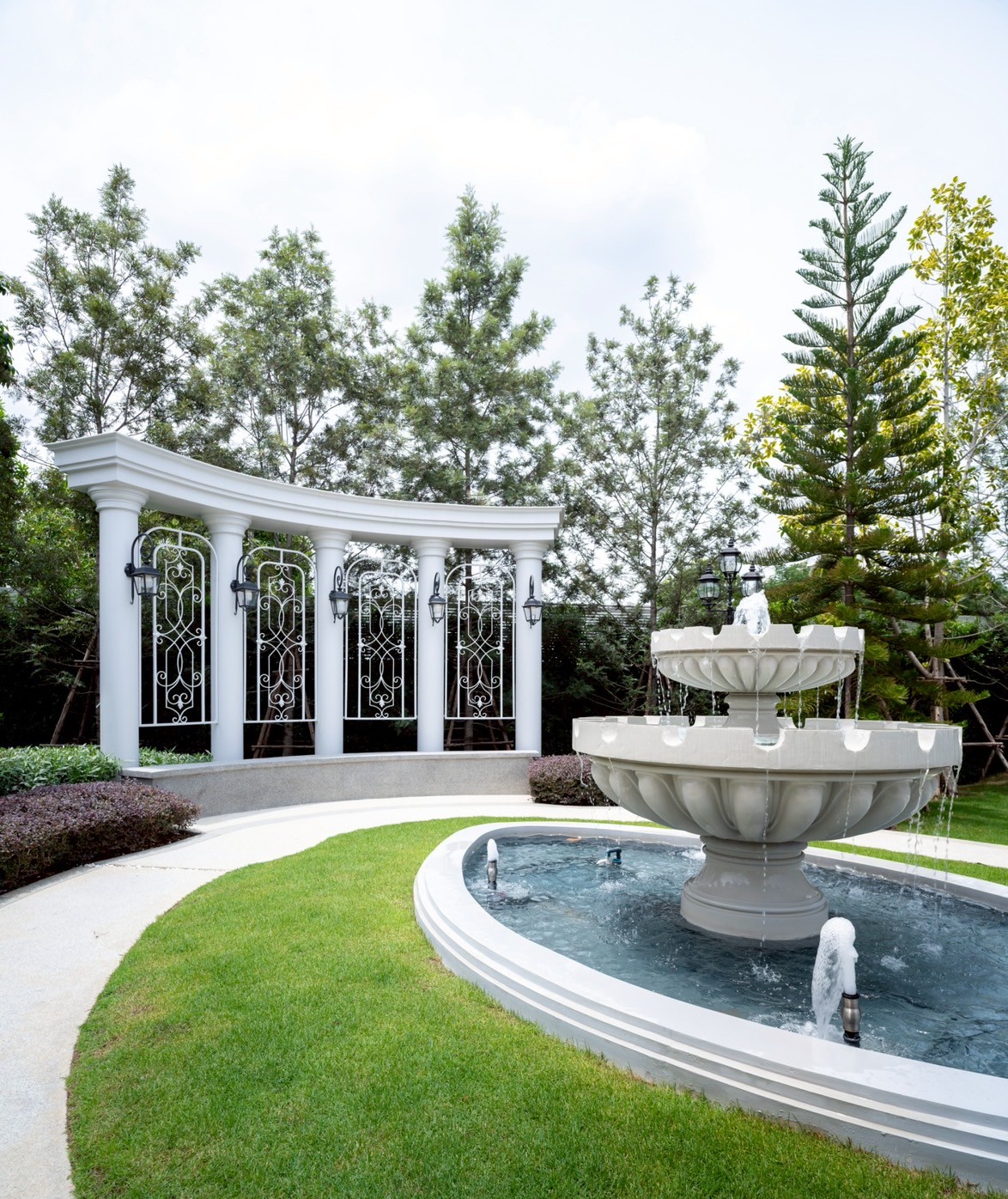 Gramour Sathorn บ้านที่ออกแบบเพื่อความยั่งยืน…และชีวิตที่เหนือกว่า “เพราะเราเชื่อว่า… บ้านที่ดี ควรดูแลได้ทั้งคุณ และโลกใบนี้”