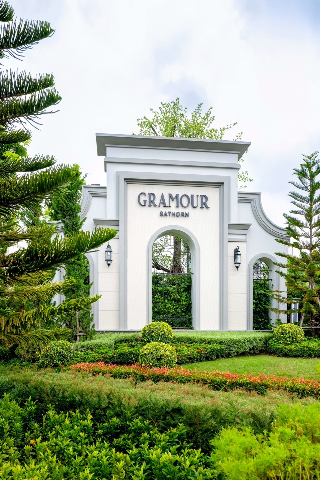 Gramour Sathorn บ้านที่ออกแบบเพื่อความยั่งยืน…และชีวิตที่เหนือกว่า “เพราะเราเชื่อว่า… บ้านที่ดี ควรดูแลได้ทั้งคุณ และโลกใบนี้”