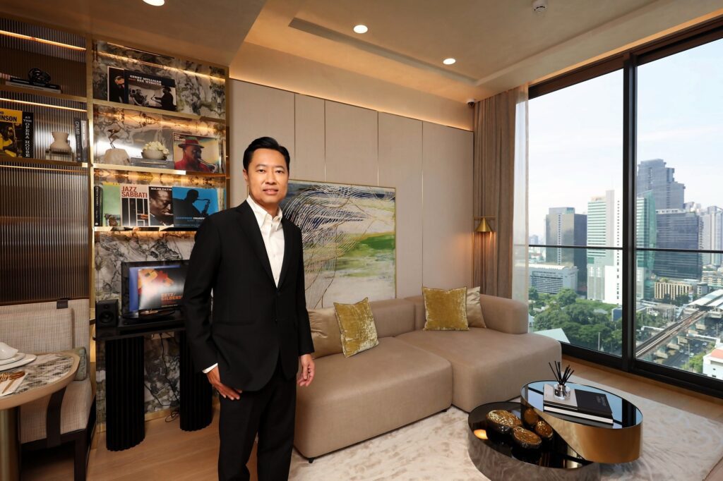 กำพล ปุญโสณี ประธานบริหาร บริษัท แกรนด์ ยูนิตี้ ดิเวลล็อปเมนท์ จำกัด หรือ Grand Unity