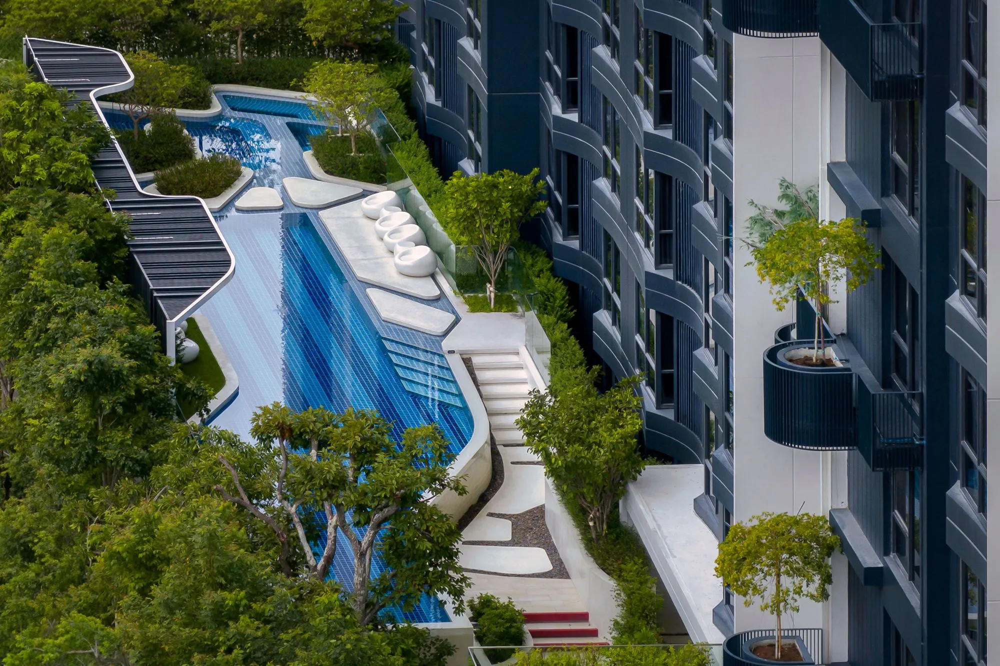บลู สุขุมวิท 105 Blue Sukhumvit 105 Grand Unity Pool Bird's Eyes View