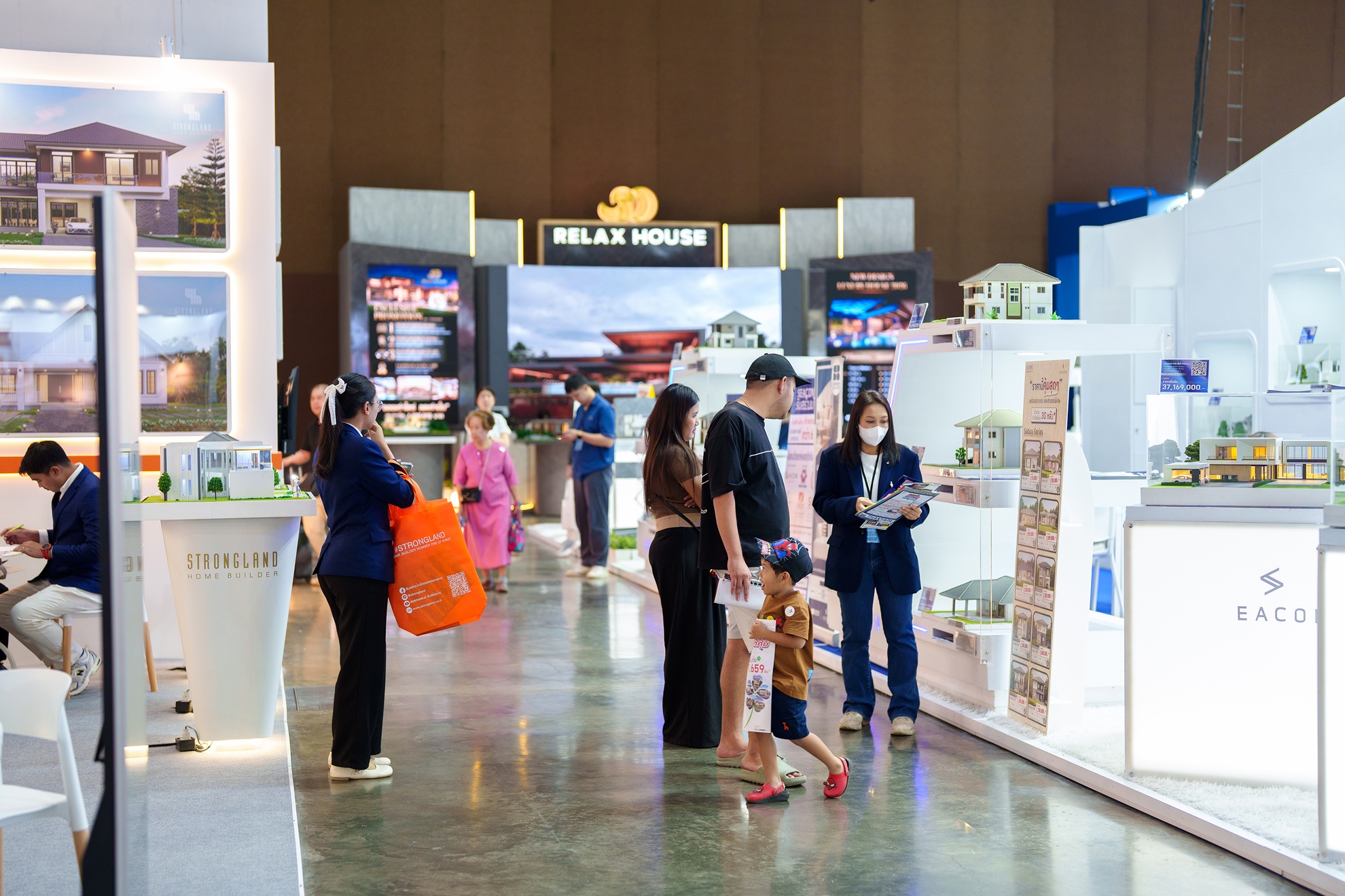 สมาคมธุรกิจรับสร้างบ้าน เปิดยิ่งใหญ่ ‘รับสร้างบ้าน Focus 2026’ ชี้โอกาสทองผู้บริโภค ล็อกราคาบ้านต้นทุนเดิม เหตุการณ์สู้รบ ดันต้นทุนพุ่งมากกว่า 5% ไตรมาส 2