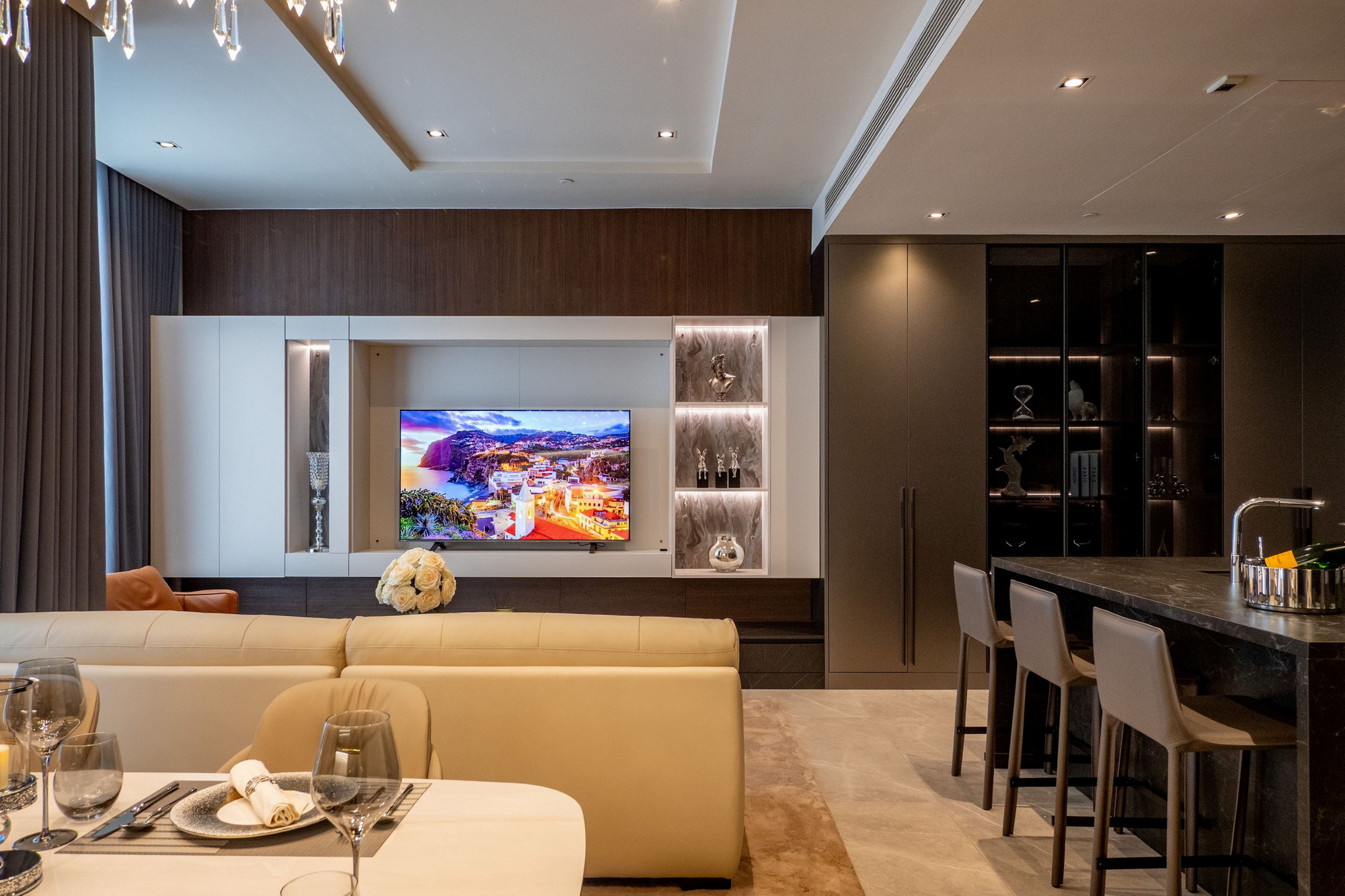 Hyde Heritage Thonglor ร่วมมือ 5 พันธมิตรแบรนด์ดังระดับโลก ยกระดับประสบการณ์การอยู่อาศัย และไลฟ์สไตล์ให้กับลูกบ้าน ด้วยบริการสุด Privilege Ultimate Prestige