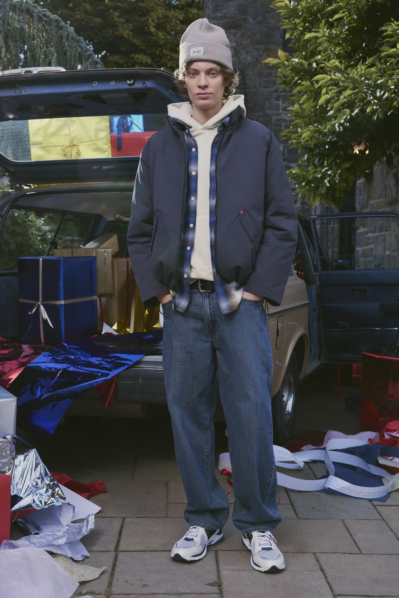 It’s Baggy Season: Levi’s® นิยามใหม่ของการแต่งตัวช่วงฮอลิเดย์ ด้วยความเท่ที่ไม่ต้องพยายาม