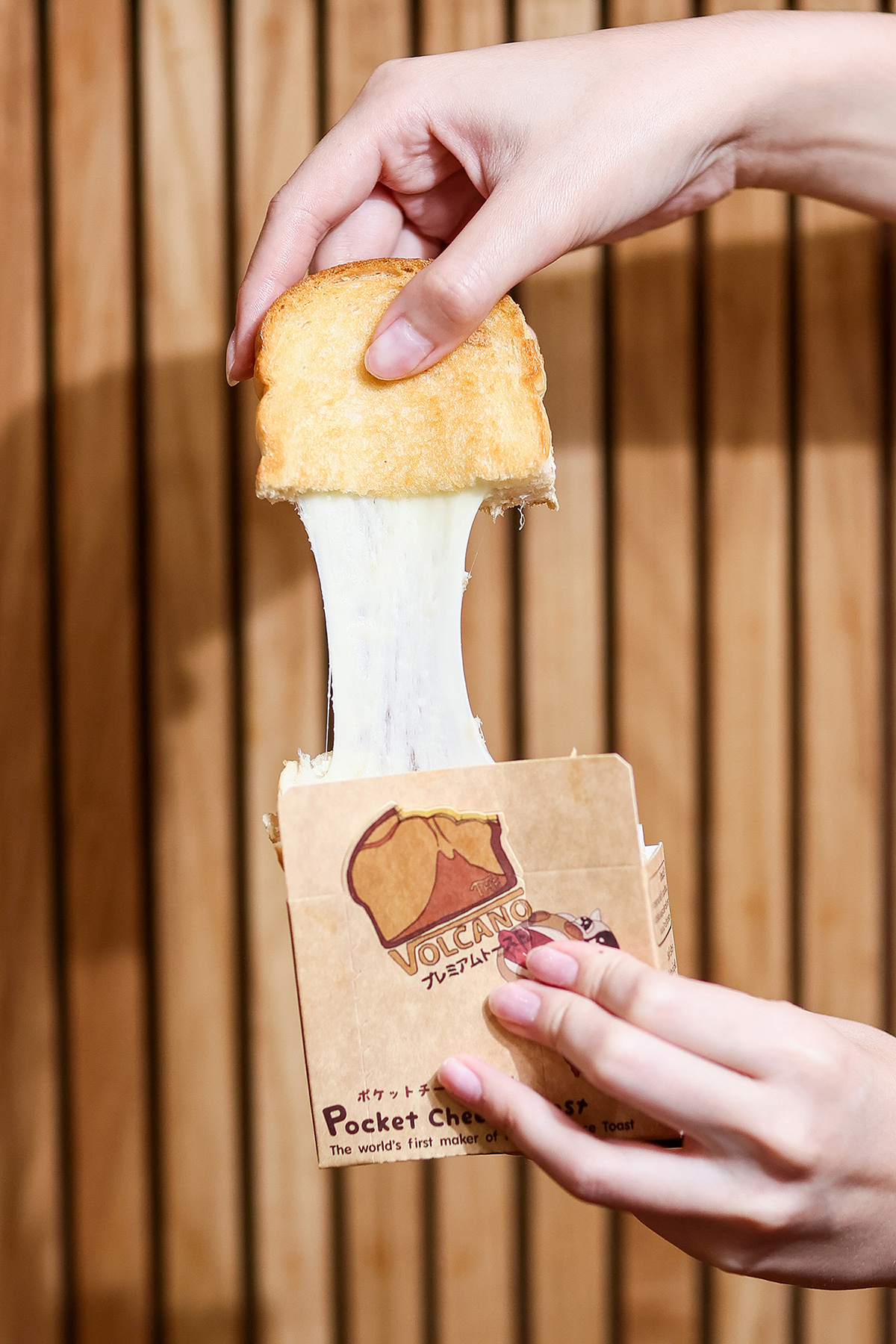 เมกาบางนา ชวนอร่อยละลายไปกับความฟินสุดชีส ในแคมเปญ “mega Says Cheezzz” สมาชิกเมกา สไมล์ รีวอร์ดส แลกรับฟรี! 12 เมนูชีสทั้งขนมและเครื่องดื่ม วันนี้ – 30 พ.ย. 68 ที่ศูนย์การค้าเมกาบางนา