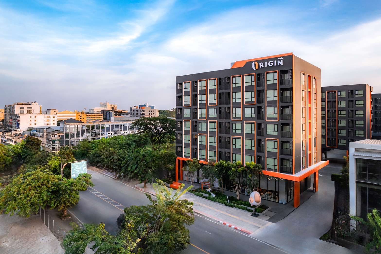 ออริจิ้น คว้า 2 รางวัลใหญ่ Best Crisis Management Leadership 2025 และ Best Pet – Friendly Awards จากเวที Livinginsider Thailand Developer Awards 2025