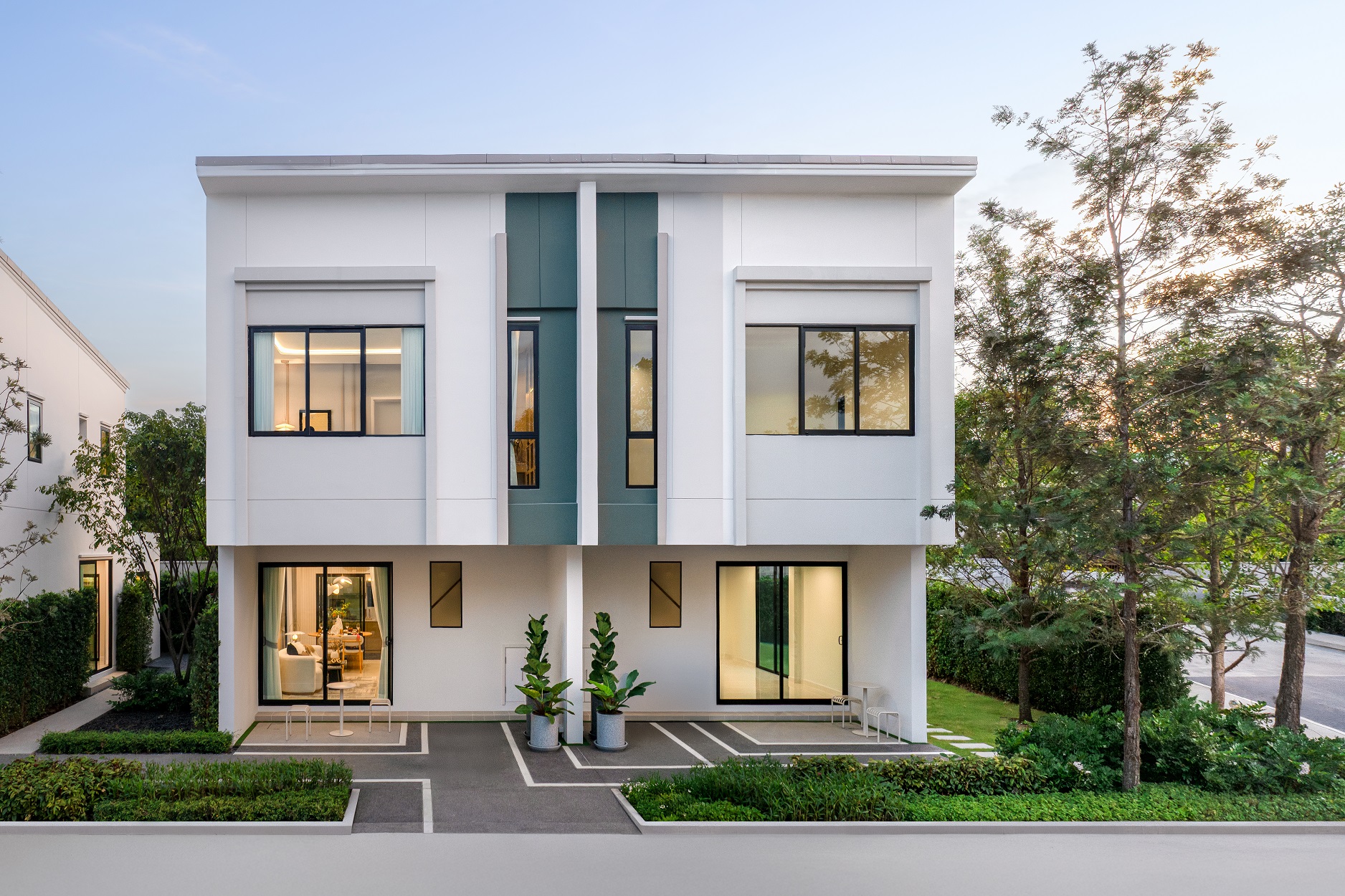 พีซแอนด์ลีฟวิ่ง ยกระดับประสบการณ์การอยู่อาศัย เปิดตัว Fit In Package “cher Up” ร่วมกับ Ezybuilt By Q Chang