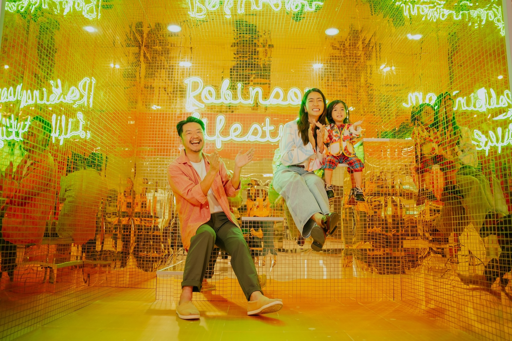 โรบินสันไลฟ์สไตล์ ในเครือเซ็นทรัล รีเทล เผยความสำเร็จปี 68 เดินเครื่องด้วยกลยุทธ์ Lifestyle & Experiential Community เต็มพิกัด ปรับโฉมศูนย์การค้าฯ ดึงร้านค้าใหม่กว่า 200 แบรนด์ พร้อมรุกปี 69