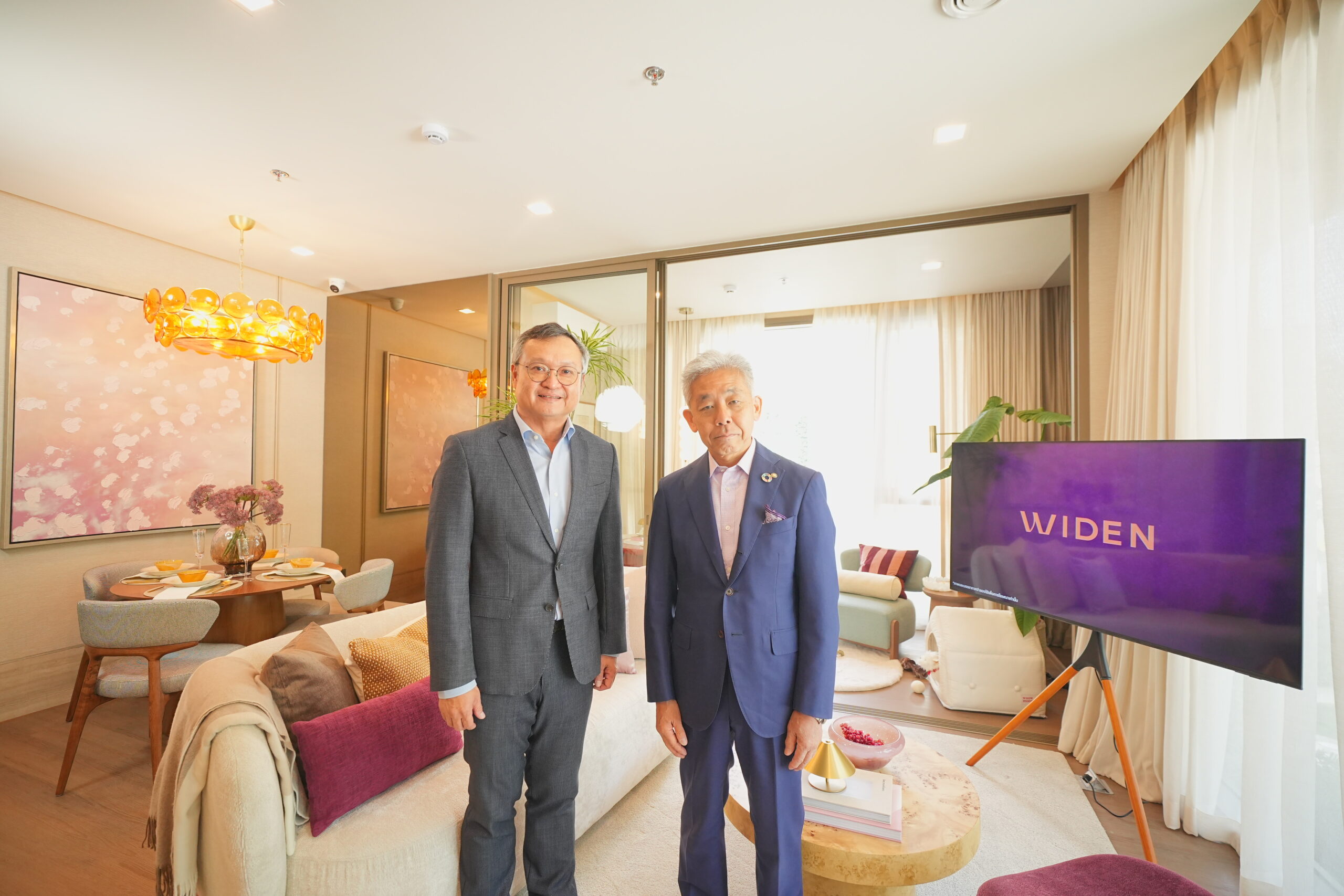 แสนสิริ จับมือ โตคิวฯ ปีที่ 8 ตอกย้ำความแข็งแกร่ง พัฒนาโครงการรวมกันกว่า 19,200 ล้านบาท เผยความสำเร็จล่าสุด “widen By Sansiri” กวาดยอดขายรวมกว่า 1,200 ล้านบาท ตอกย้ำความเชื่อมั่นในคุณภาพโครงการและทำเลศักยภาพย่านนางลิ้นจี่