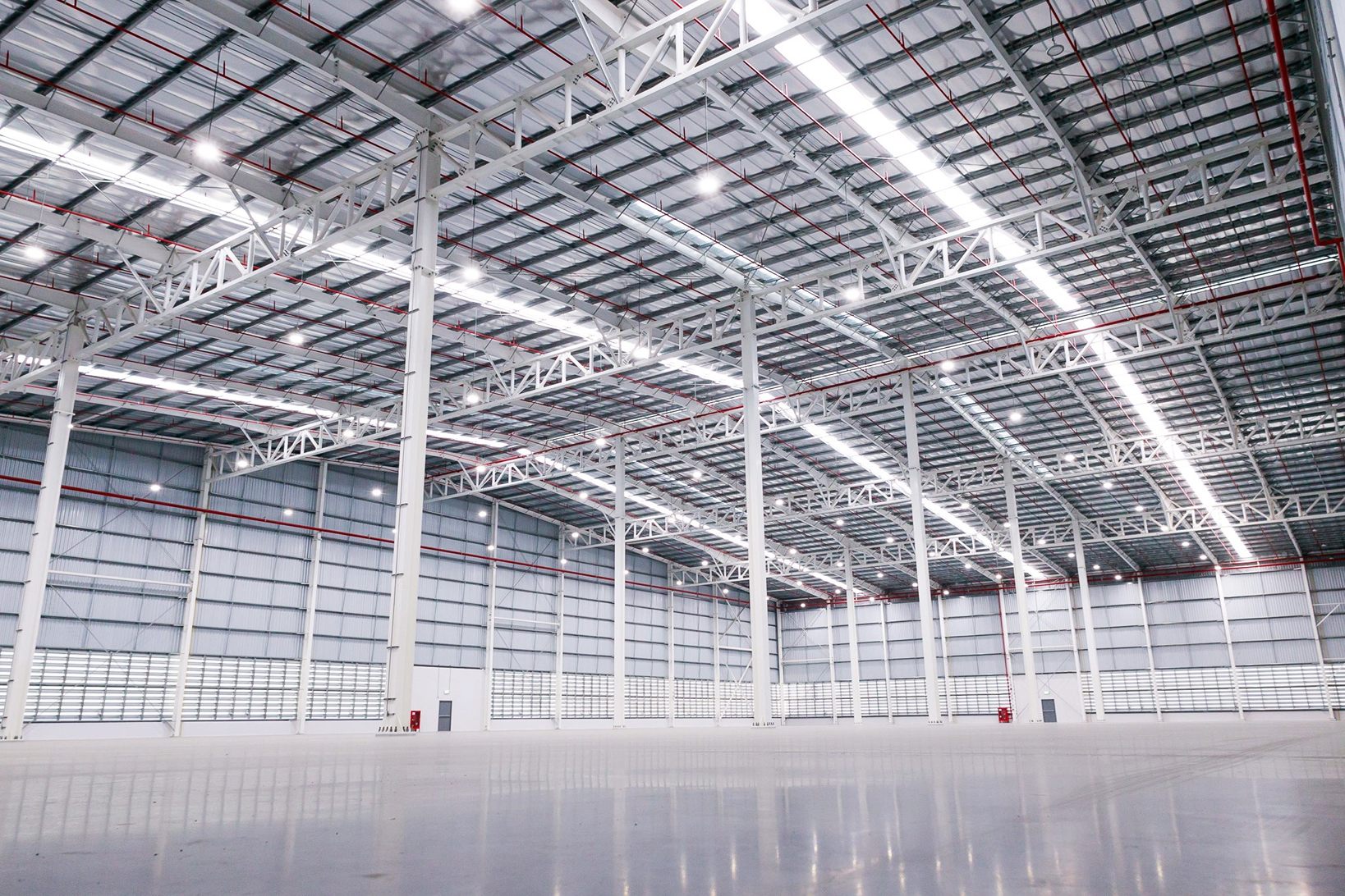 Scx Corporation ผนึก สยามกลการ บุกอมตะซิตี้ ชลบุรี ร่วมลงทุนกว่า 850 ลบ. ผุดคลังสินค้า 37,000 ตร.ม. ชูมาตรฐานอาคารสีเขียว เสริมพอร์ต Recurring Income