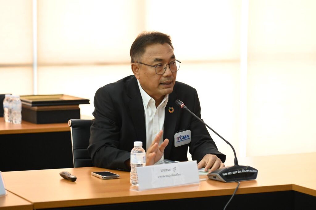 ดร.ชนะ ภูมี