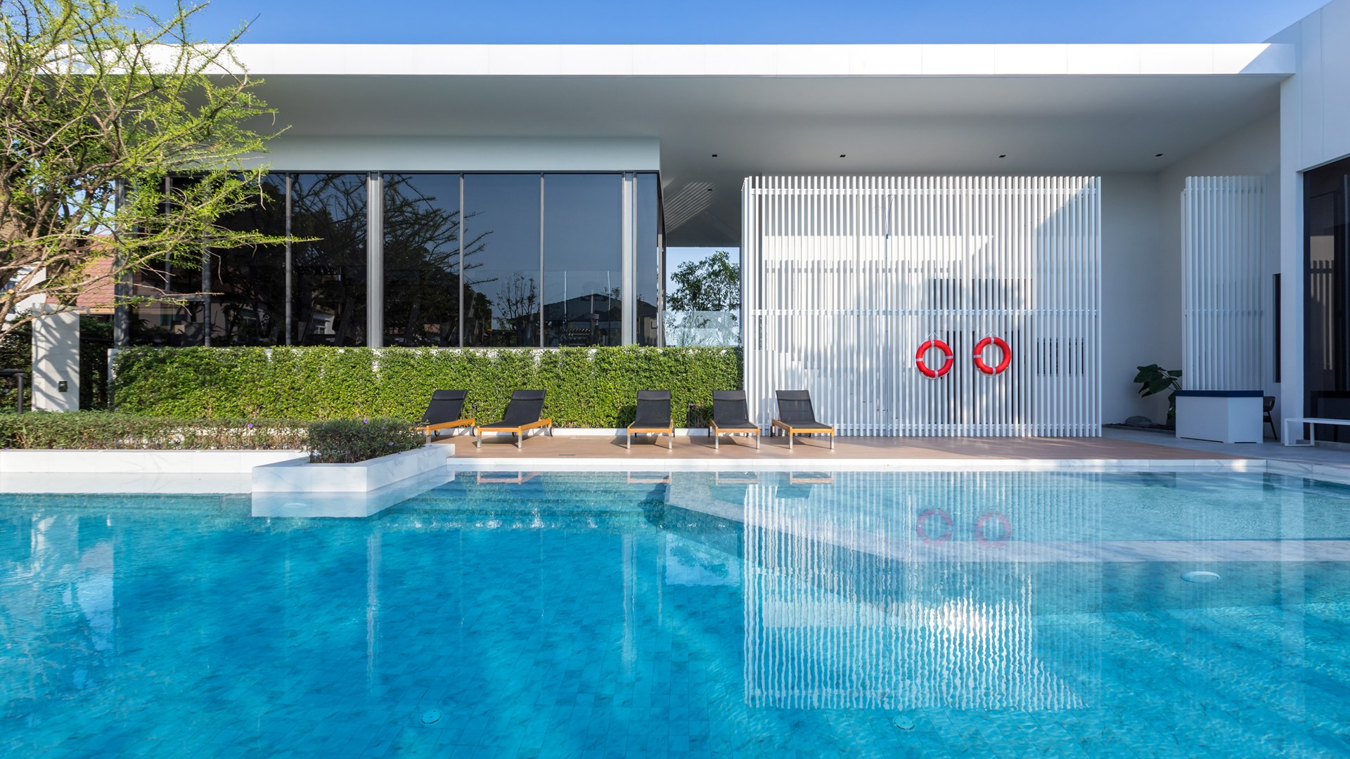 รูปโครงการ มัณฑนา 2 มอเตอร์เวย์ - กรุงเทพกรีฑาตัดใหม่ (MANTANA 2 Motorway - New Krungthep Kretha)