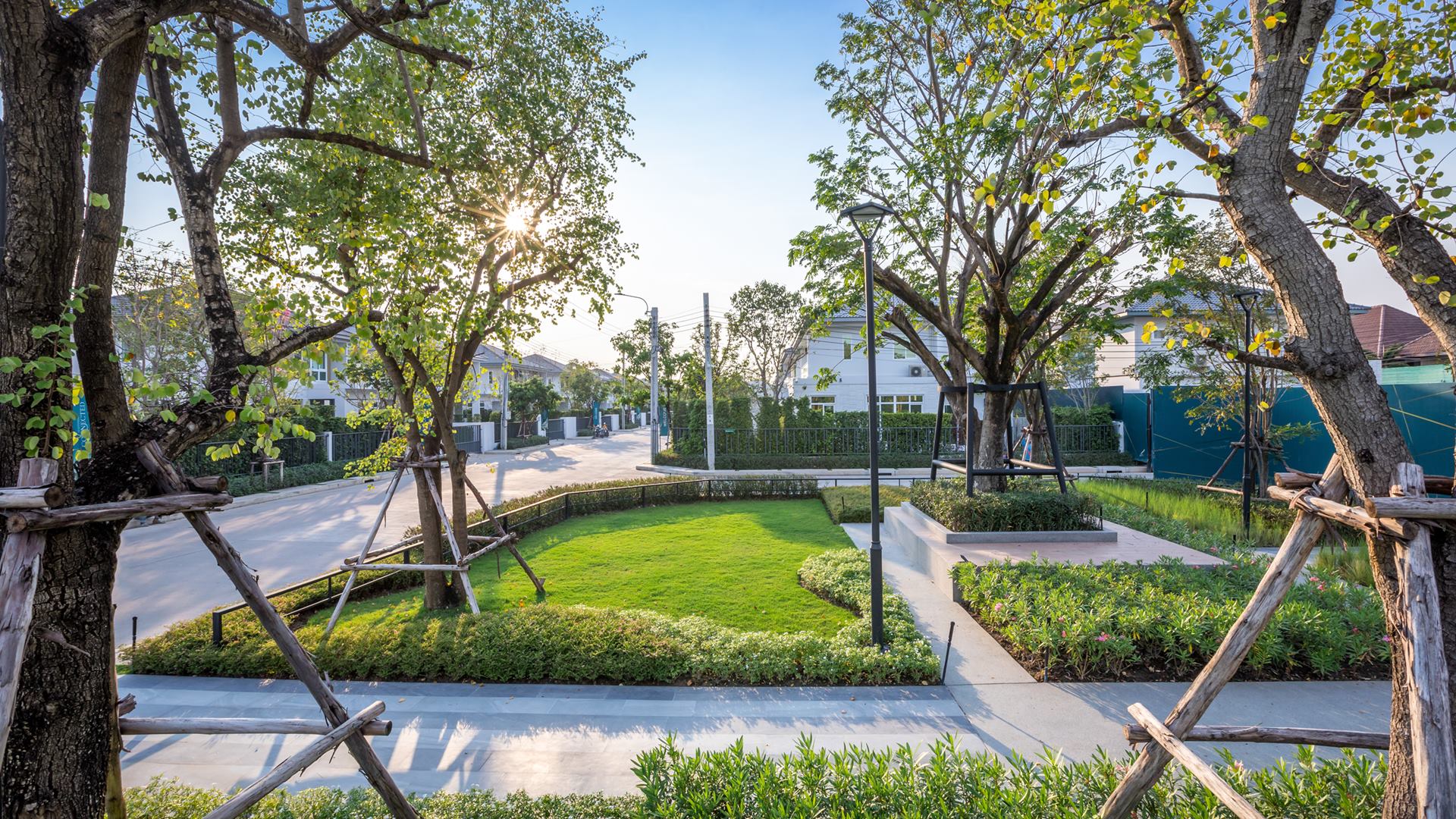 รูปโครงการ มัณฑนา 2 มอเตอร์เวย์ - กรุงเทพกรีฑาตัดใหม่ (MANTANA 2 Motorway - New Krungthep Kretha)