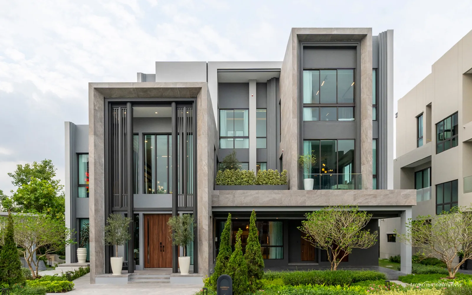 รูปโครงการ แกรนด์ บางกอก บูเลอวาร์ด พระราม 9 - กรุงเทพกรีฑา (Grand Bangkok Boulevard Rama 9-Krungthepkritha)