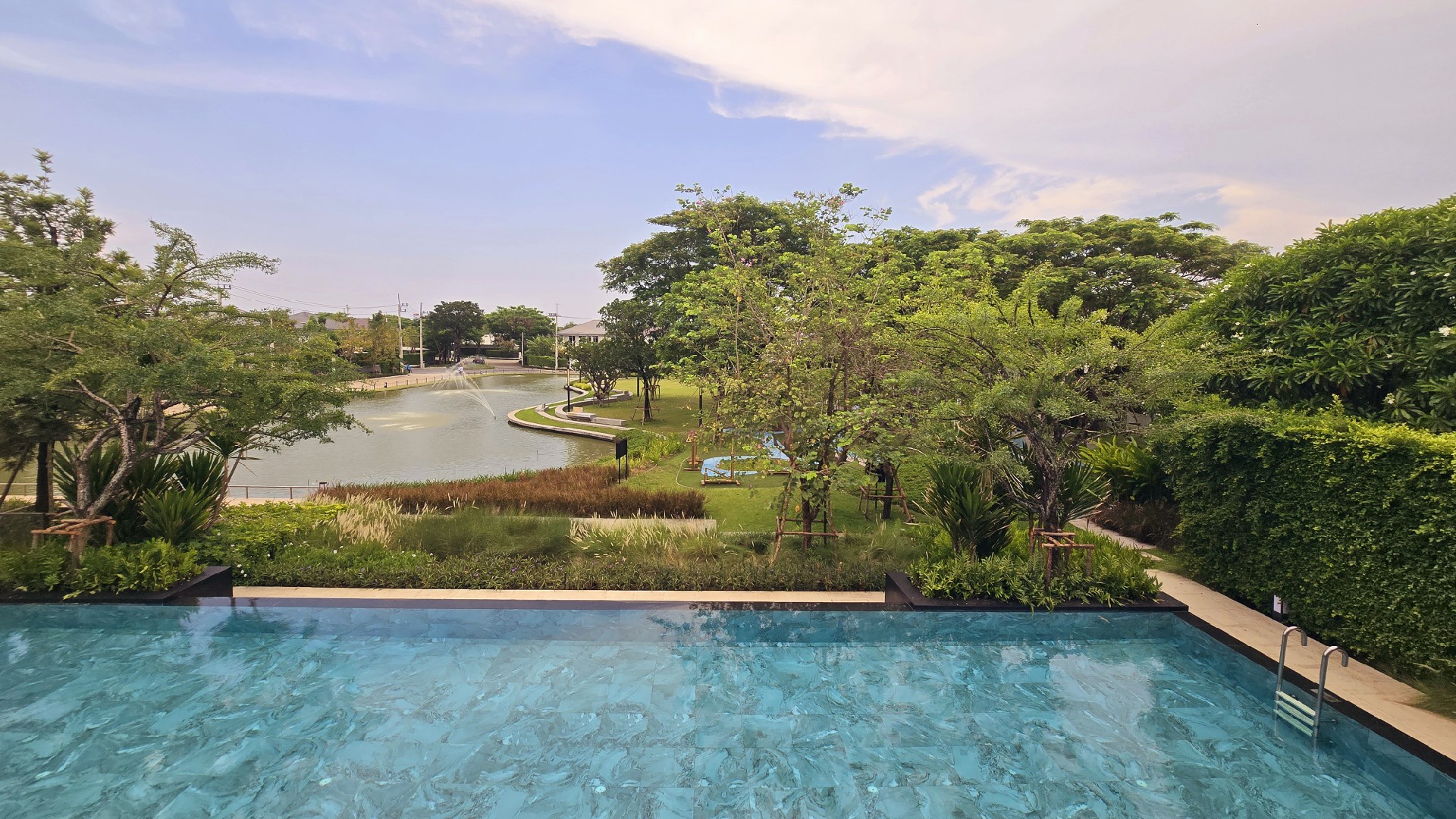 รูปโครงการ มัณฑนา เพชรเกษม-สาย 4 (MANTANA Petchkasem-Sai 4)