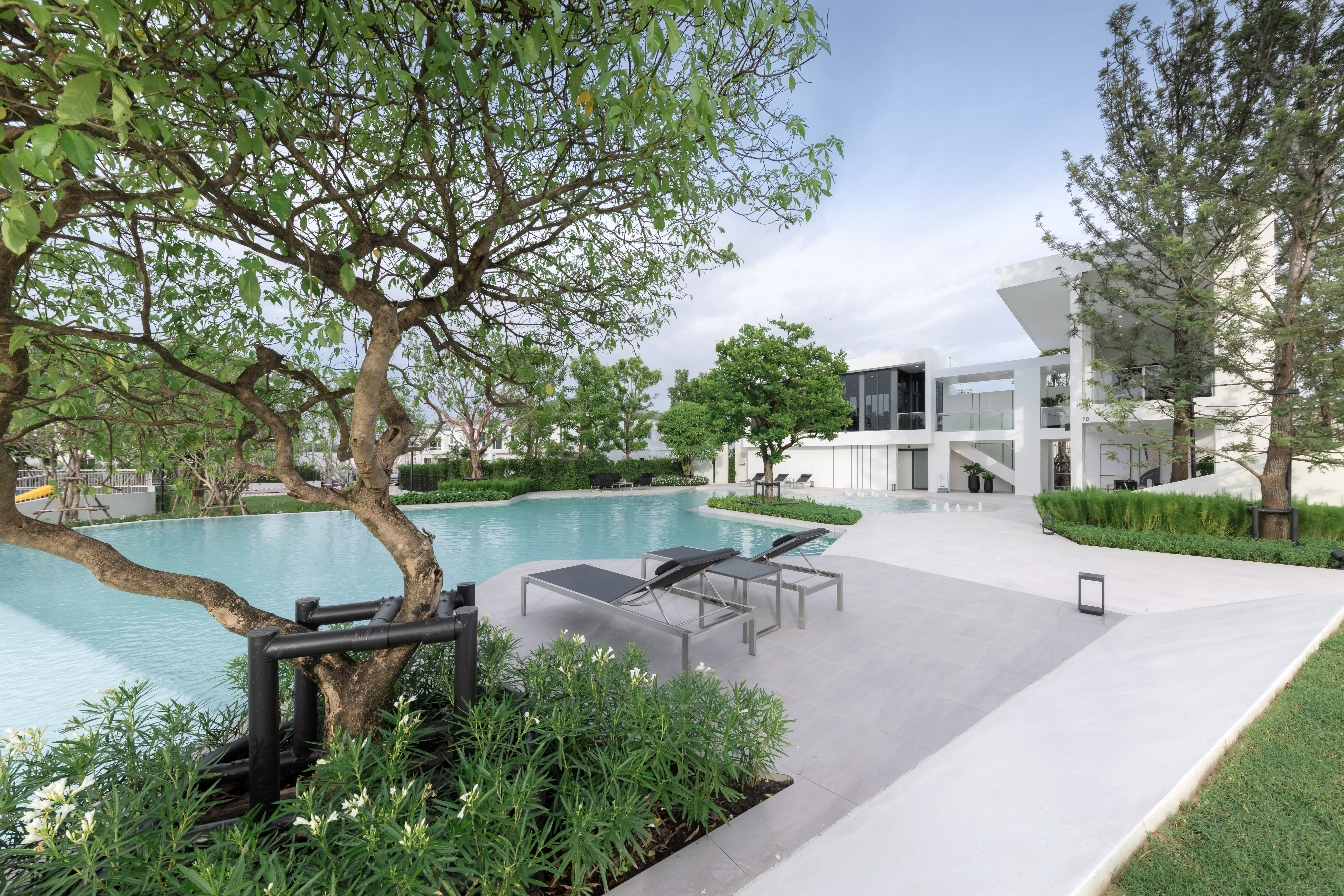 รูปโครงการ วี ทางด่วนรามอินทรา-วงแหวน (vie Ramintra Expressway-Wongwaen)