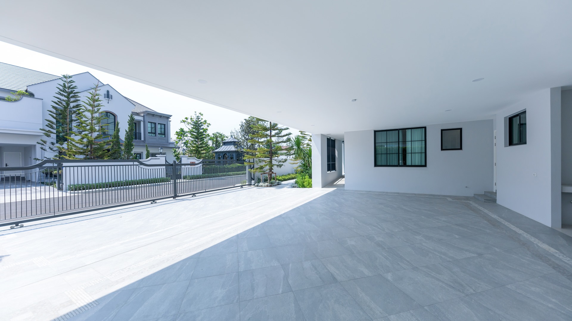 รูปโครงการ นันทวัน พระราม 9 - กรุงเทพกรีฑาตัดใหม่ (NANTAWAN Rama 9 - New Krungthep Kretha)