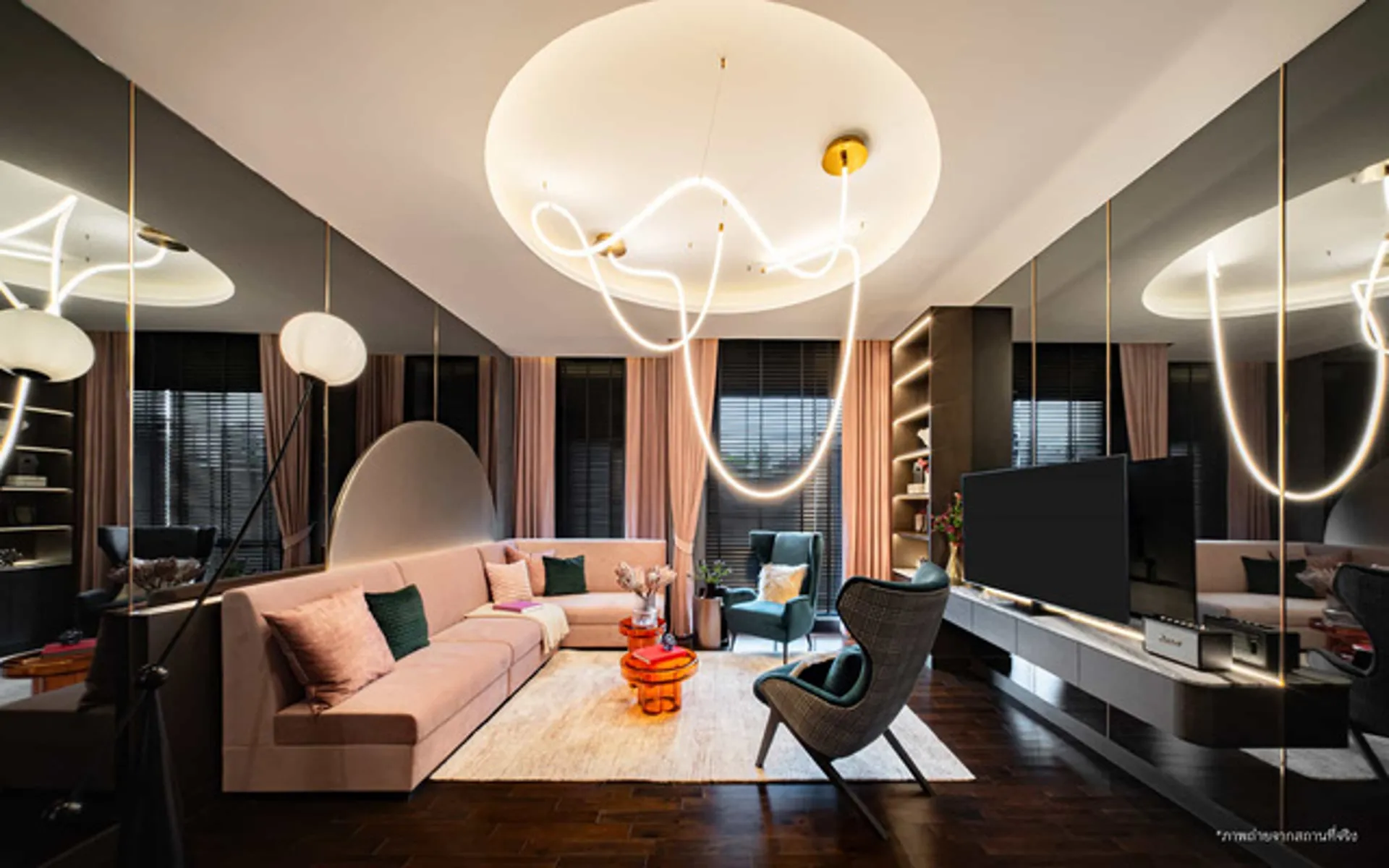 รูปโครงการ แกรนด์ บางกอก บูเลอวาร์ด กรุงเทพกรีฑา (Grand Bangkok Boulevard Krungthepkritha)