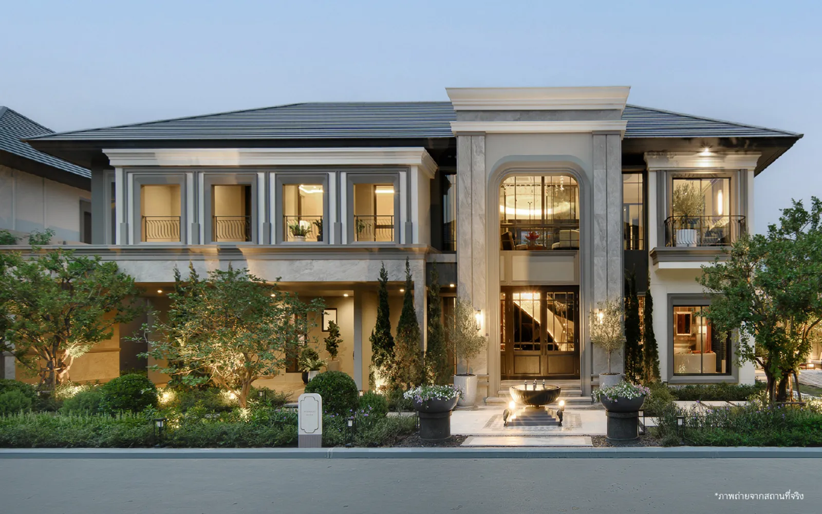 รูปโครงการ แกรนด์ บางกอก บูเลอวาร์ด กรุงเทพกรีฑา (Grand Bangkok Boulevard Krungthepkritha)