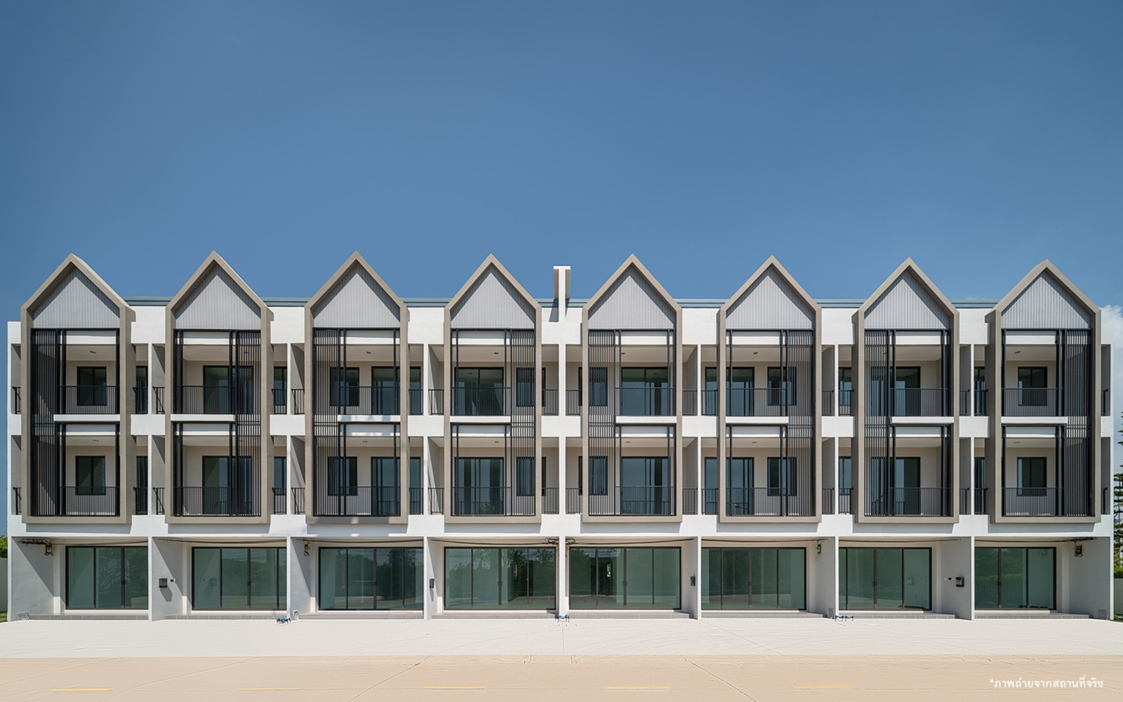 รูปโครงการ เพฟ มอเตอร์เวย์-ฉะเชิงเทรา (Pave Motorway-Chachoengsao)